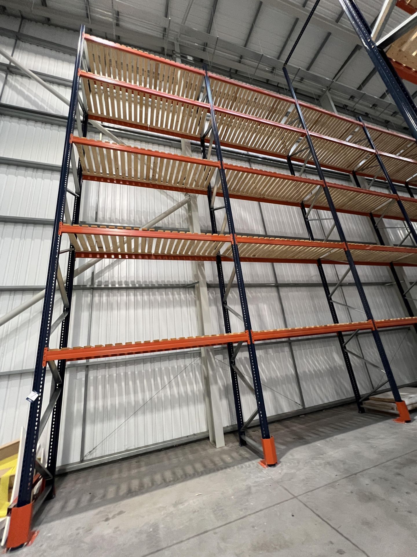 Mecalux M-22P high bay boltless pallet racking (2021), a 53 metre single run with 16 bays, to - Image 4 of 17