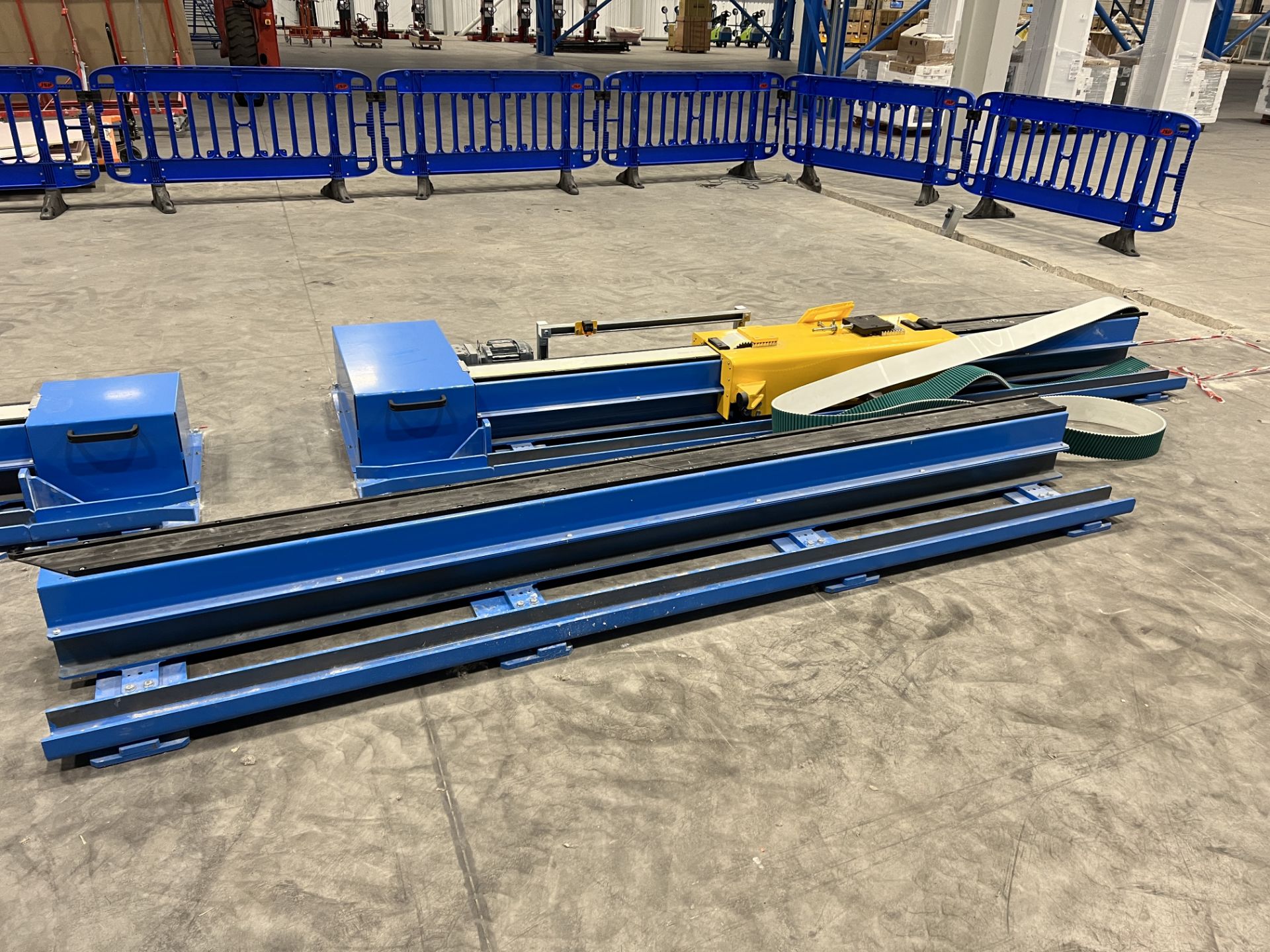 The following items of equipment from lot 21 the Tracoinsa Systems UK conveying system (2021) - Image 5 of 7