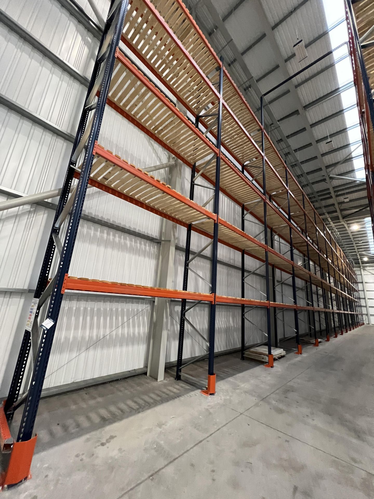 Mecalux M-22P high bay boltless pallet racking (2021), a 53 metre single run with 16 bays, to - Image 2 of 17