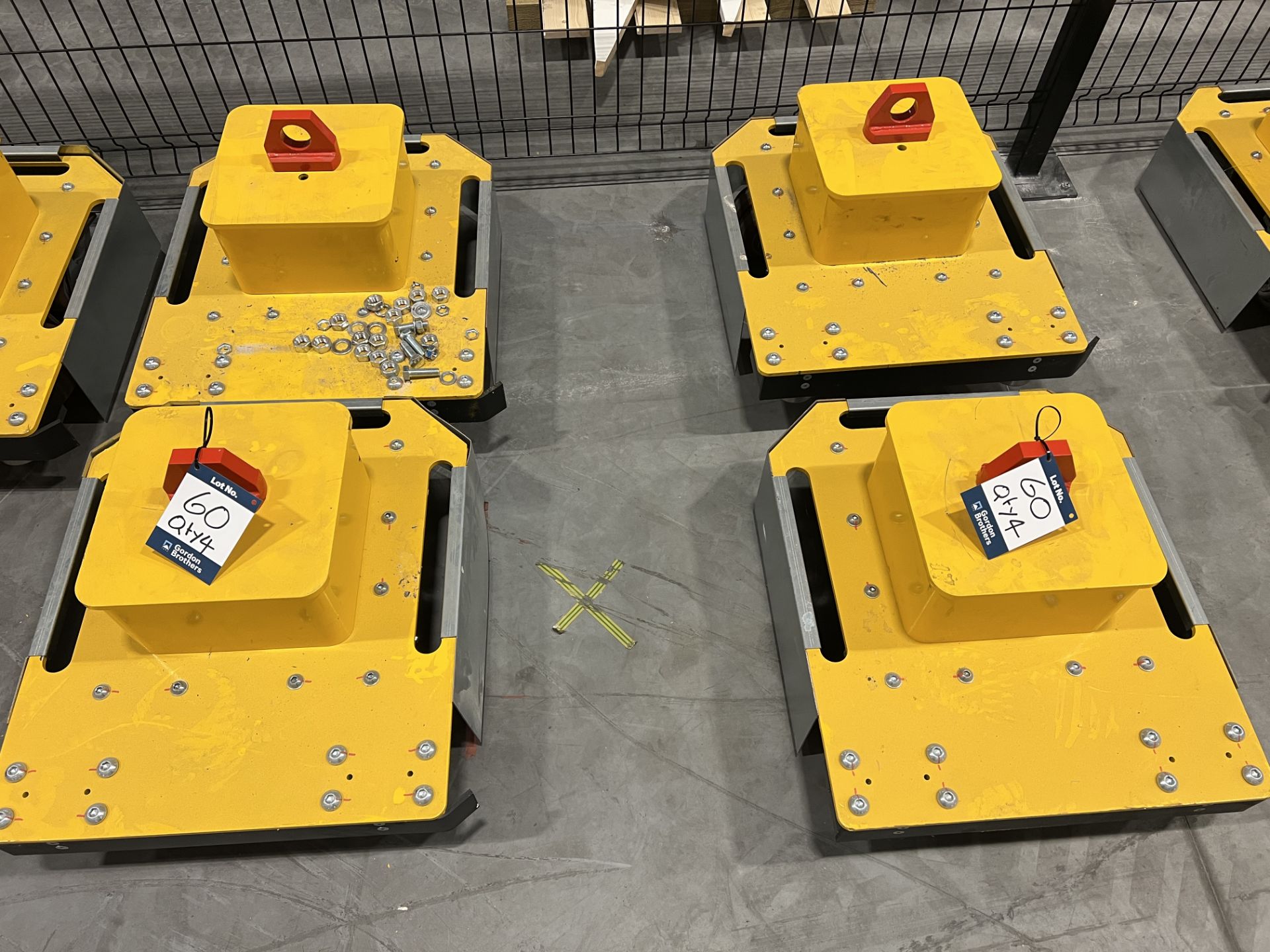 Heavy duty skates (2021) from lot 21 the Tracoinsa Systems UK conveying system this lot will - Image 2 of 3