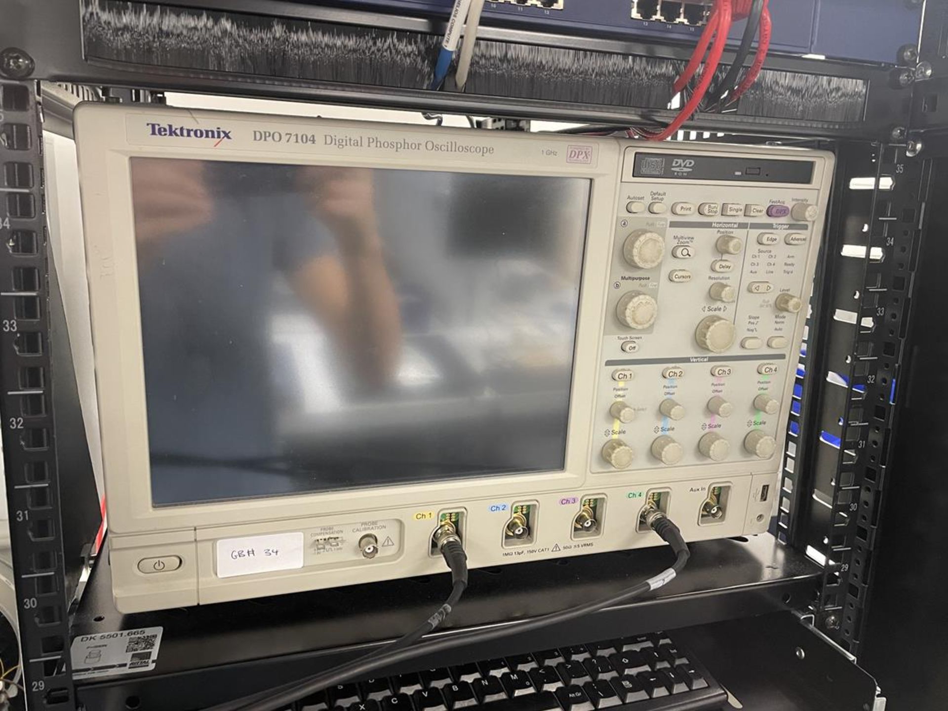 Tektronix DPO 7104 Digital Phosphor Oscilloscope 1GHz (GB REF#34)