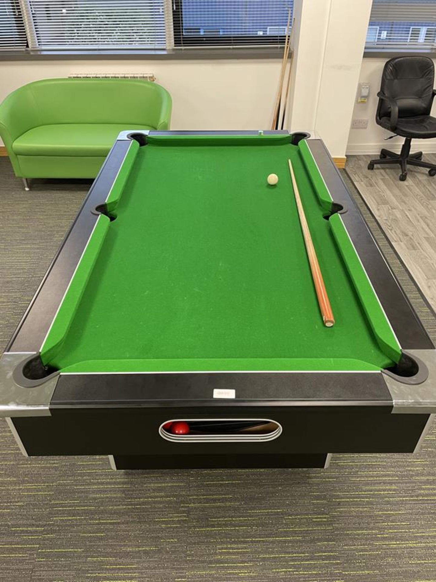 Small Felted Pool Table with Full Set of Balls, Triangle and Cues (GB REF#100) - Image 3 of 3