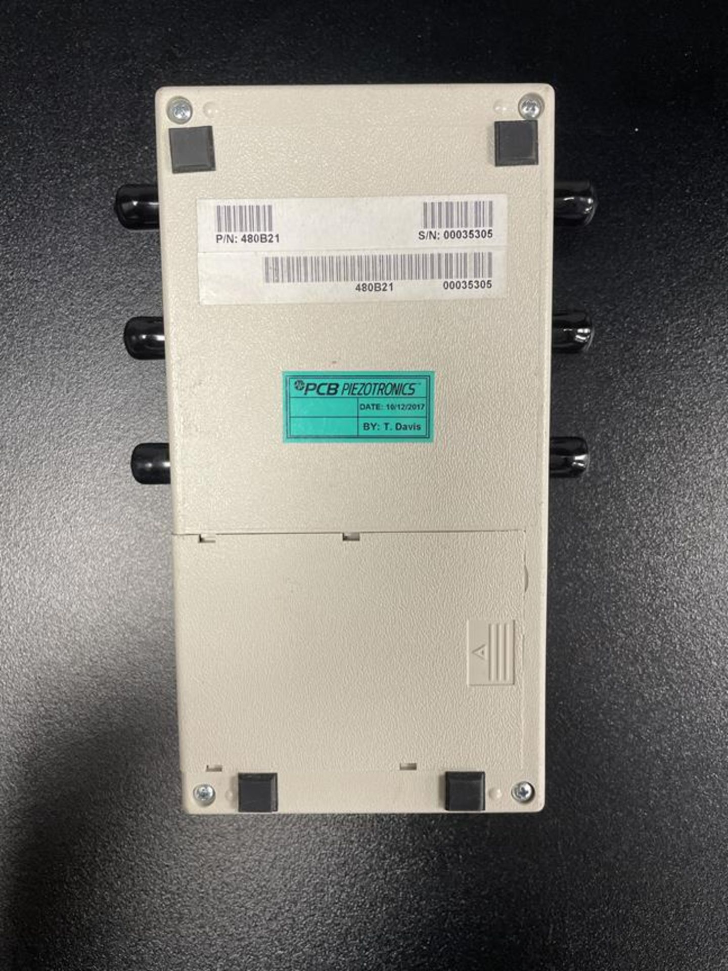 2017 PCB Piezotronics Model 480B21 3-Channel ICP Sensor Signal Conditioner S/No. 0035305 (GB REF#8) - Bild 2 aus 2