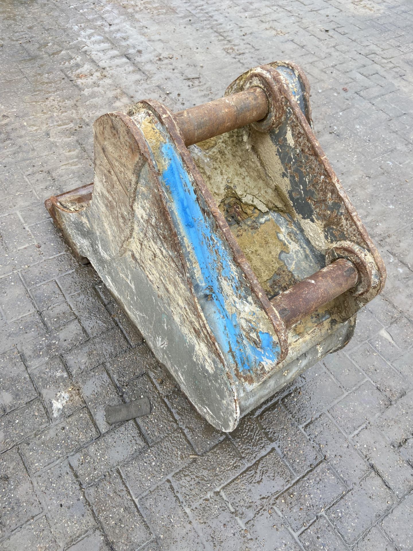 Trenching bucket, Width 405mm, Cutting edge 440mm, Between ears 250mm, Pin diameter 64mm - Image 2 of 6