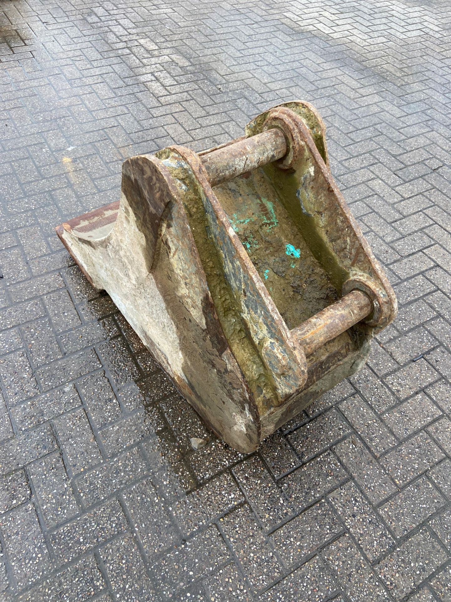 Trenching bucket, Width 405mm, Cutting edge 440mm, Between ears 250mm, Pin diameter 64mm - Image 2 of 6