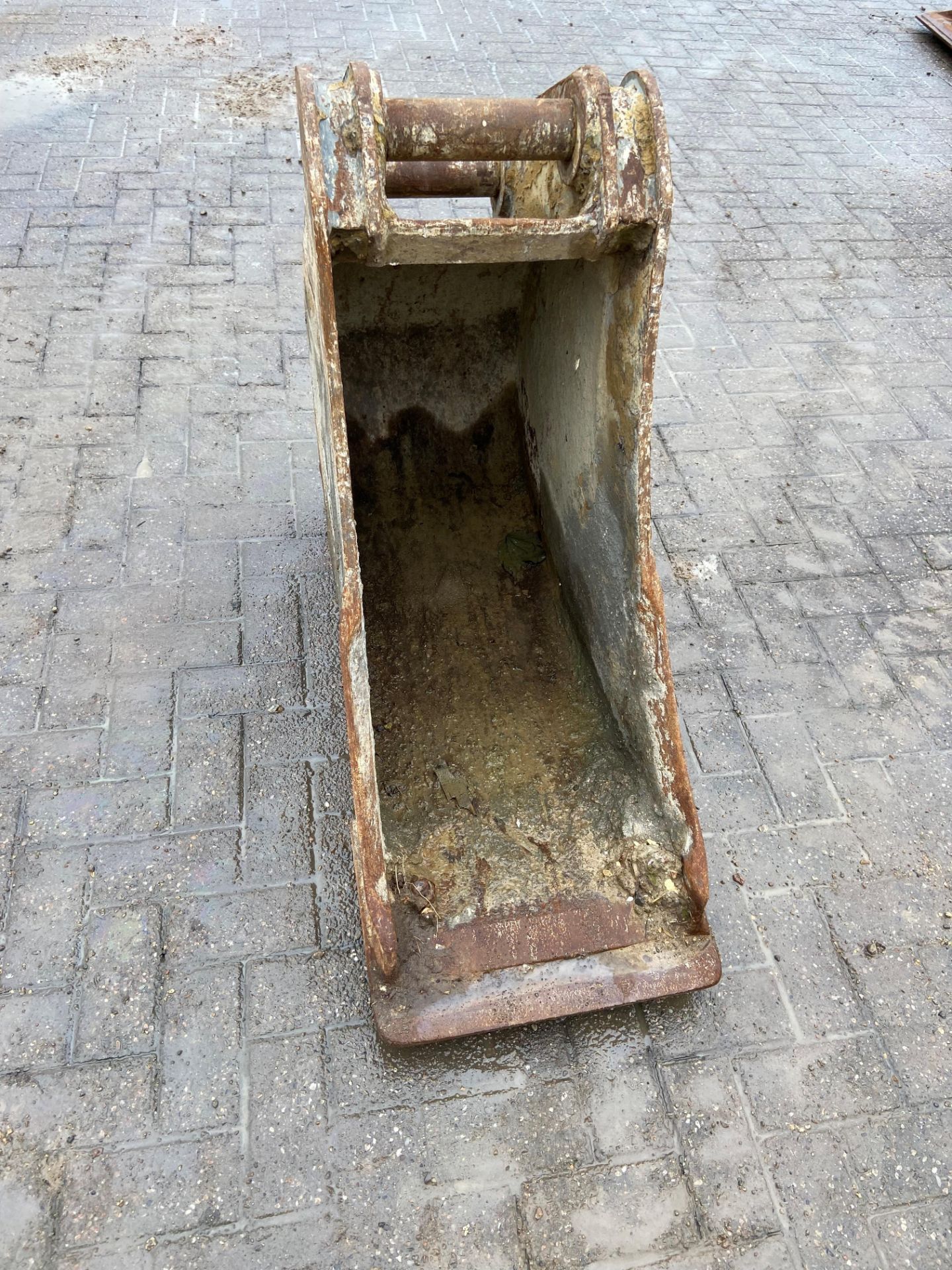 Trenching bucket, Width 405mm, Cutting edge 440mm, Between ears 250mm, Pin diameter 64mm