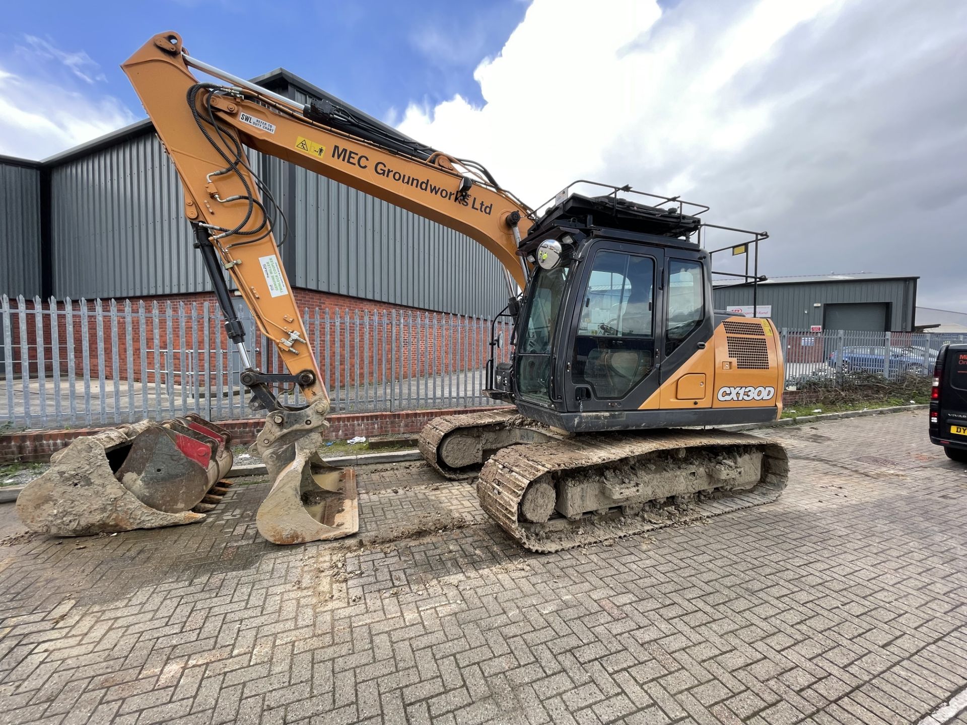 Case CX130D 13 Ton Excavator, S/N NSU13DMNZLA13852 (2019) 3642.1 Hrs, Max operating mass 1500kg with