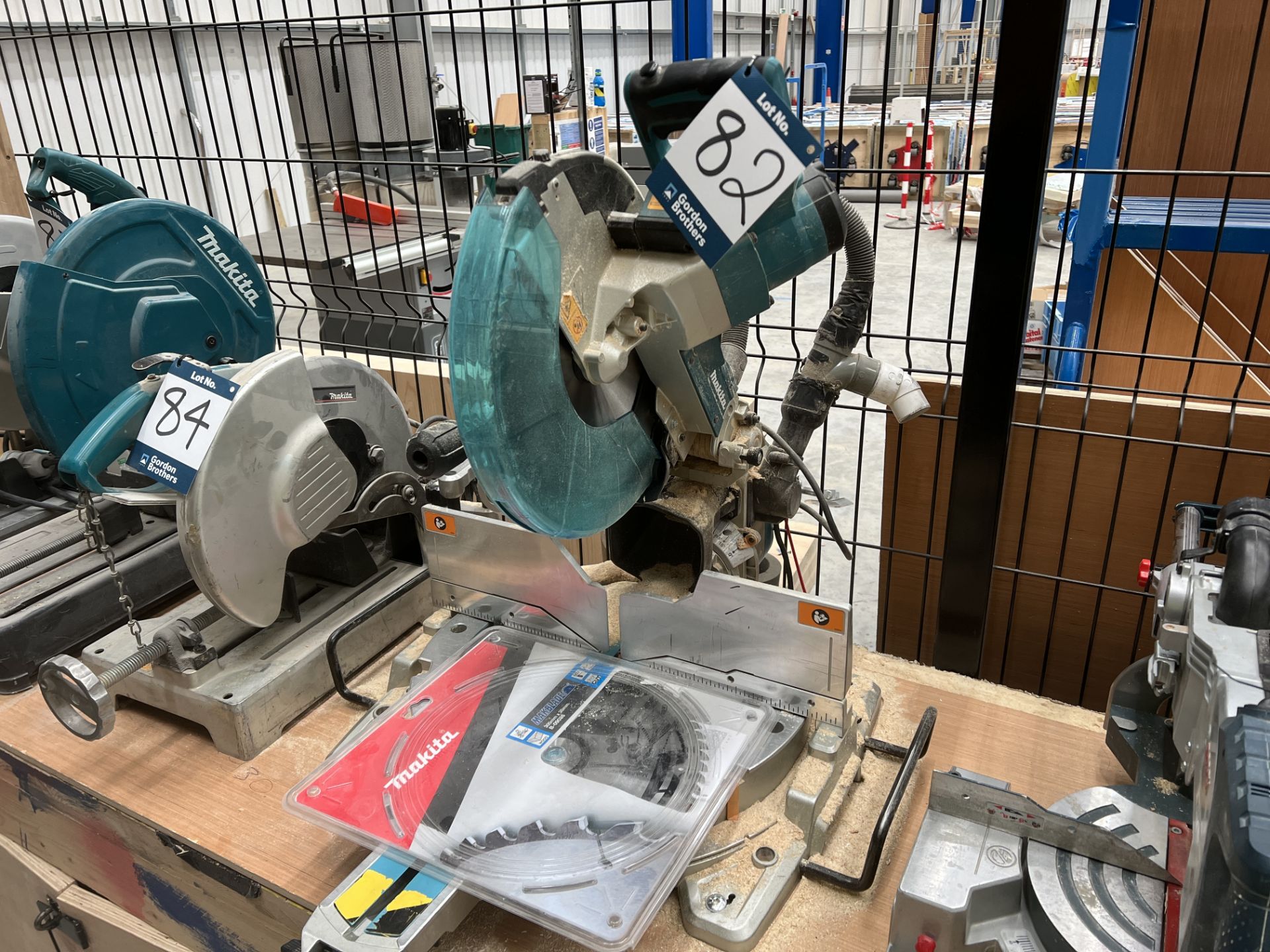 Makita, DXT LS1219L bench top mitre saw, 230 volts, Serial No. 1107G (DOM: 2018)