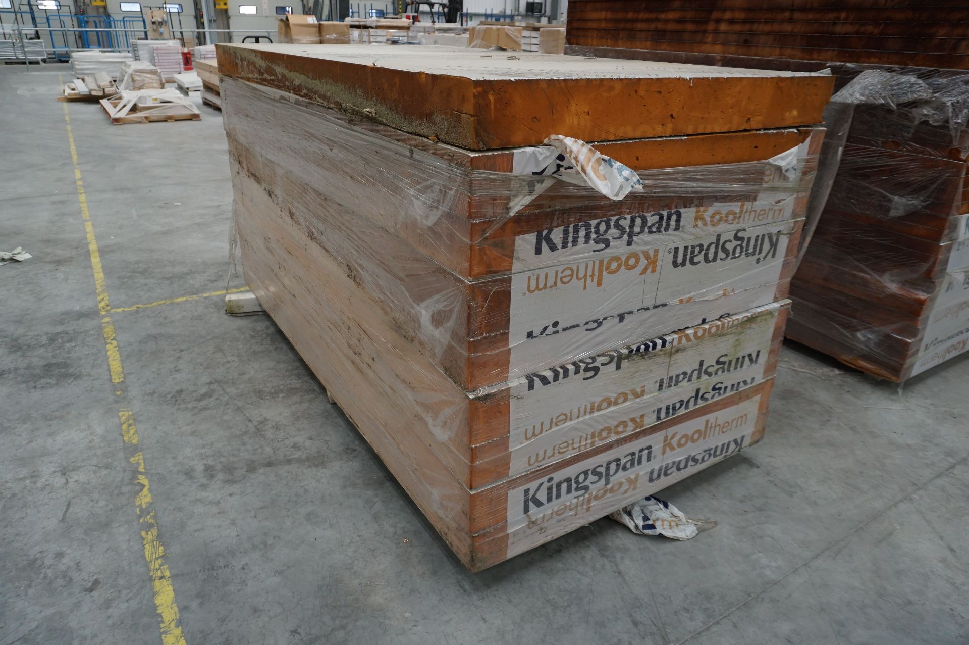 Kingspan, Kooltherm K112 framing insulation board, 1200 x 2400 x 130mm, 4 packs of 2 boards - Image 2 of 4