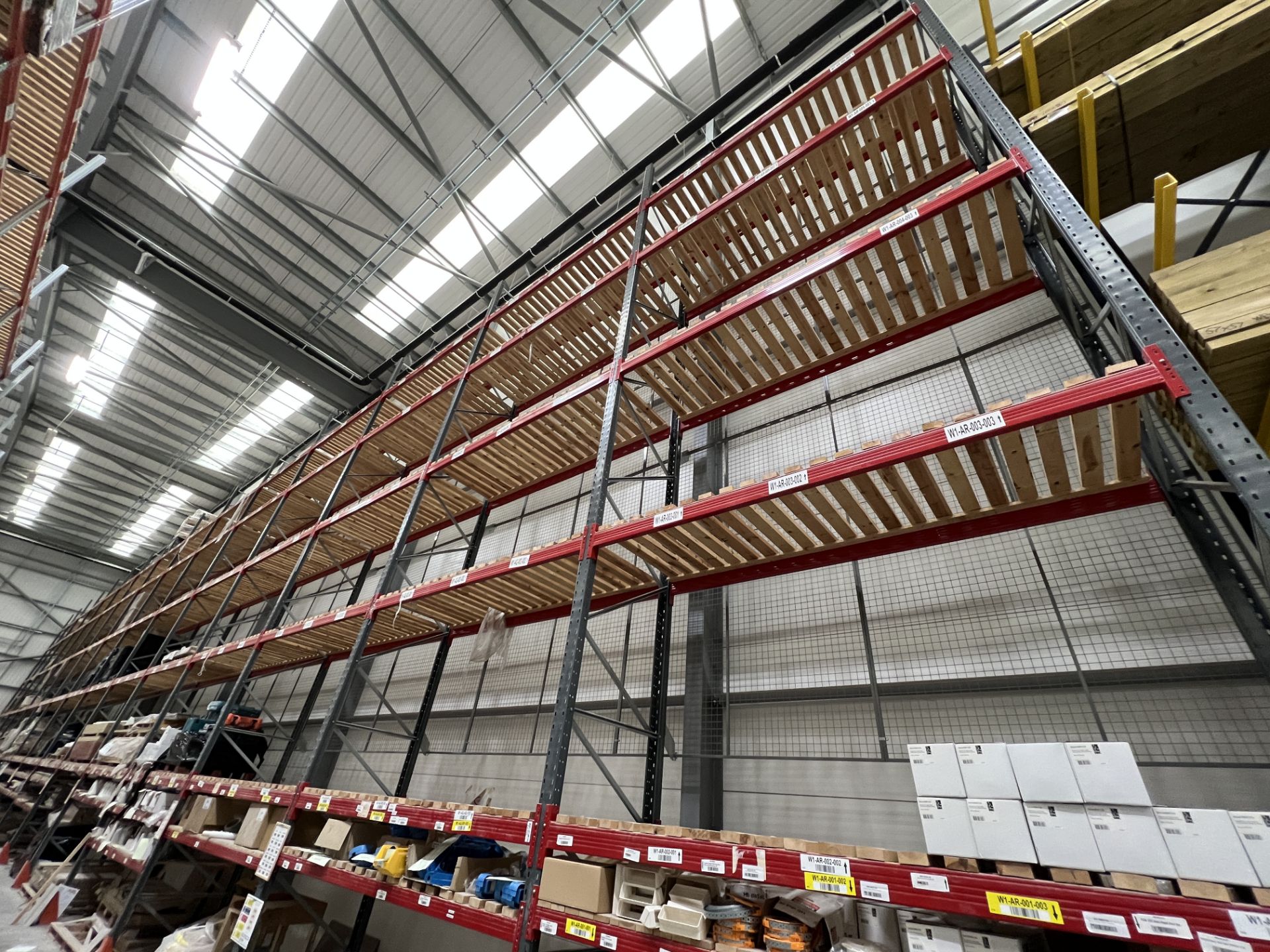 Storax, SP115 high bay pallet racking consisting of 15 bays with 40 x 3.3m x 90mm cross beams, 140 x - Image 2 of 11