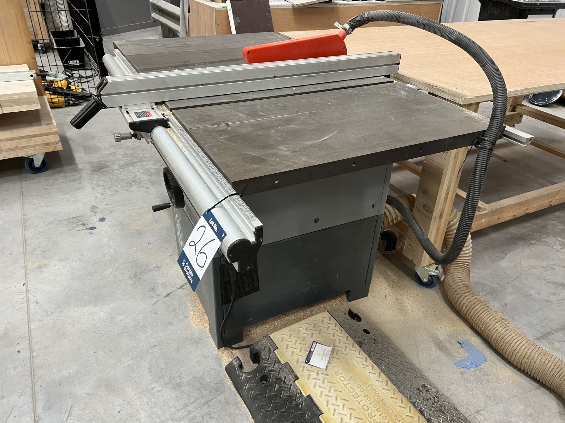 SIP 01332 10" H/D table saw, cutting capacity 75mm max. 230 volts, 0-45° tilting works table, - Image 3 of 7