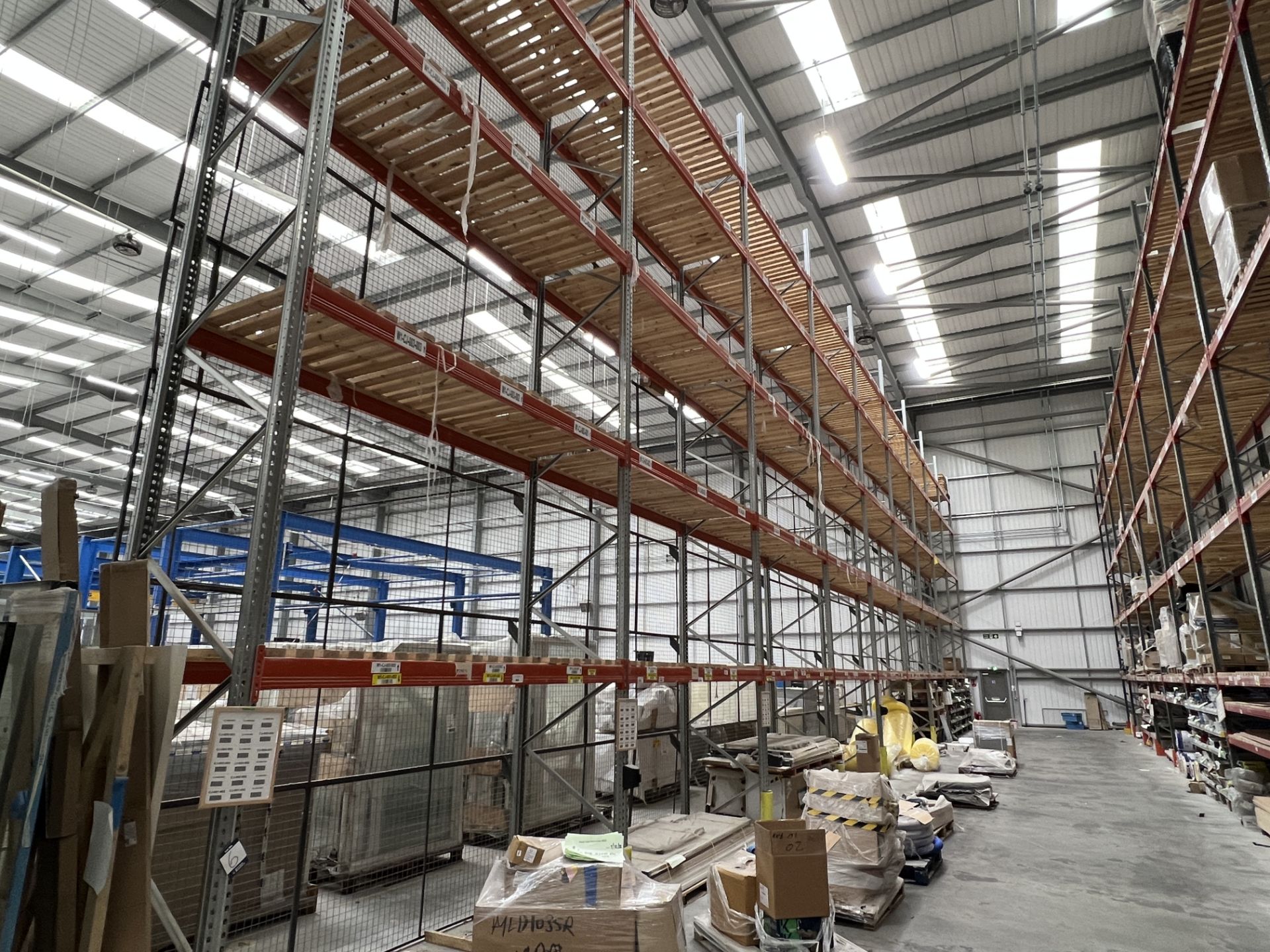 AF, high bay pallet racking consisting 15 bays with 150 x 3.3m x 140mm crossbeams, 17 x 10m x 1.2m - Image 3 of 12