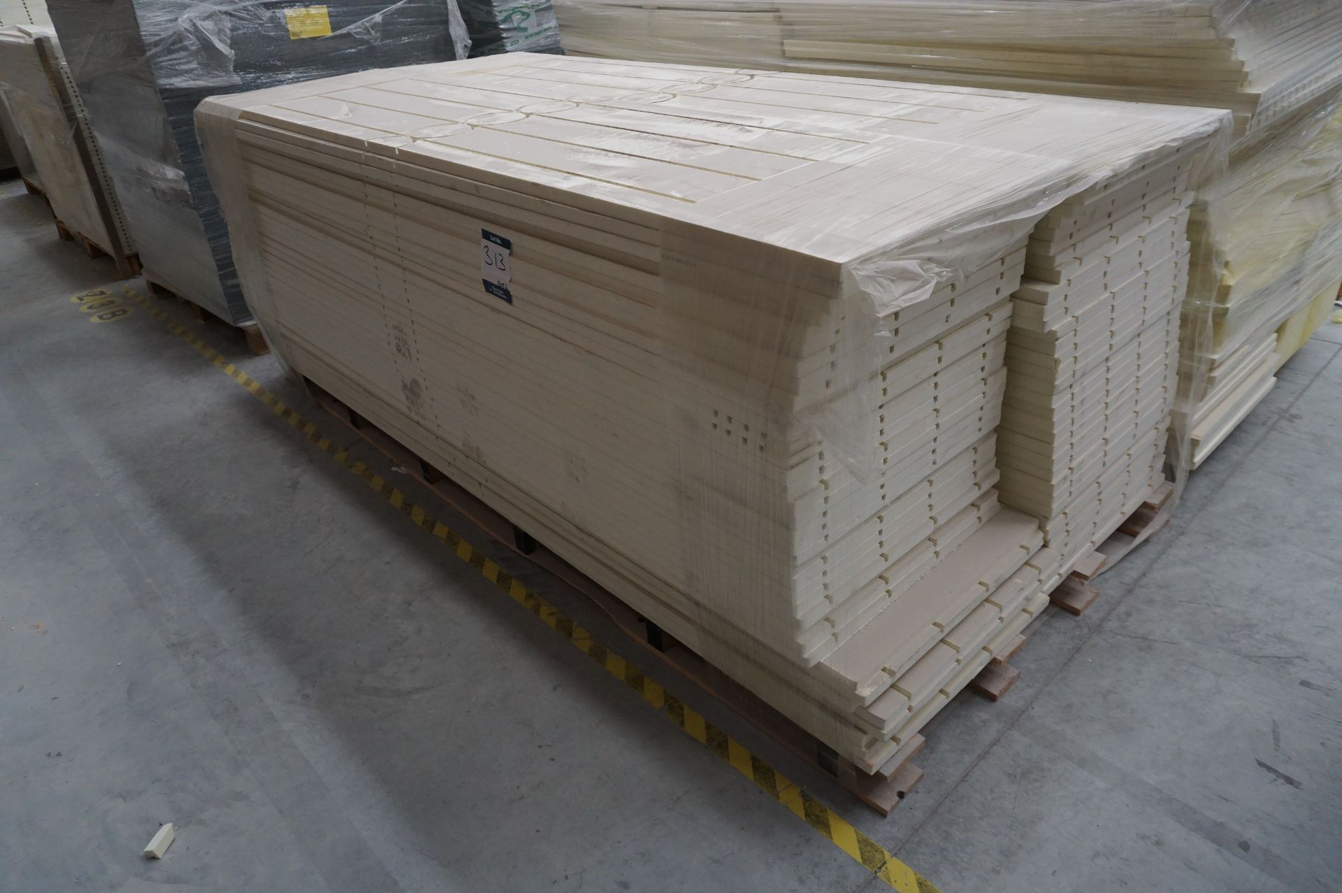 Quiet, Step T4 floor insulation on two pallets, approx. 700 sheets, 1190 x 593mm