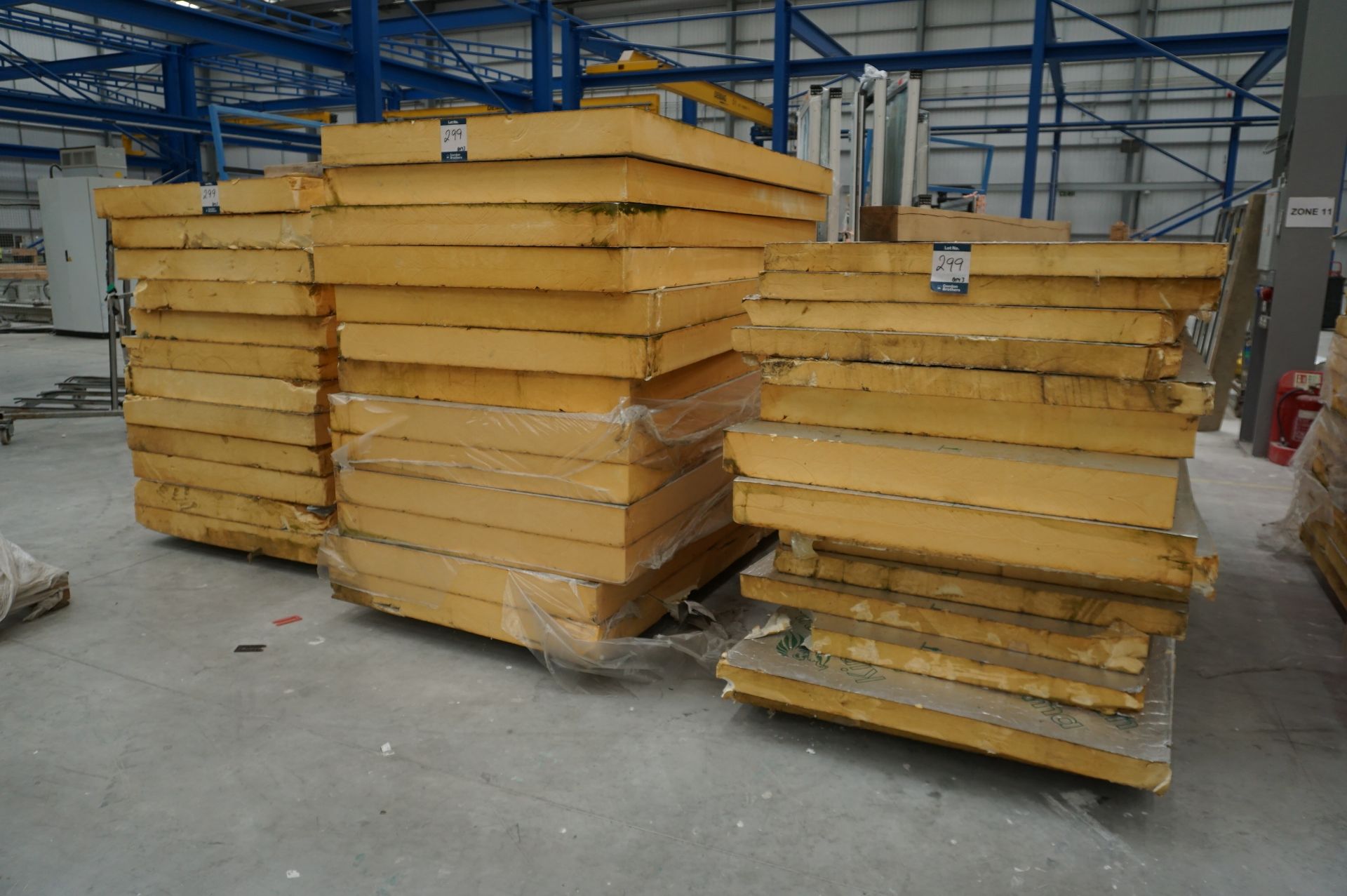 39x (no.) Kingspan, Therma TP10 insulation board, 3 mixed pallets, thickness 80 to 130mm, 1200 x