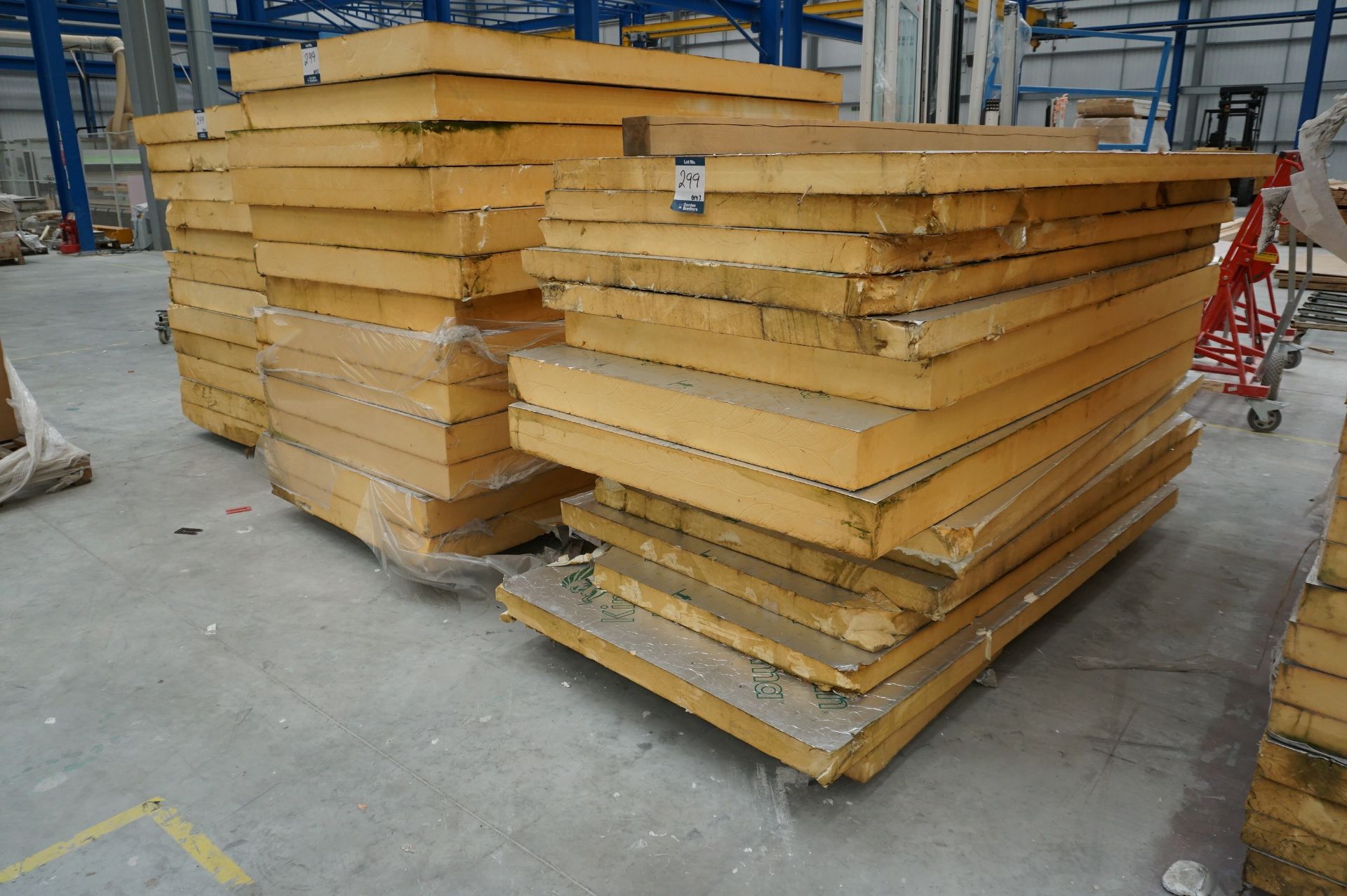 39x (no.) Kingspan, Therma TP10 insulation board, 3 mixed pallets, thickness 80 to 130mm, 1200 x - Image 2 of 5