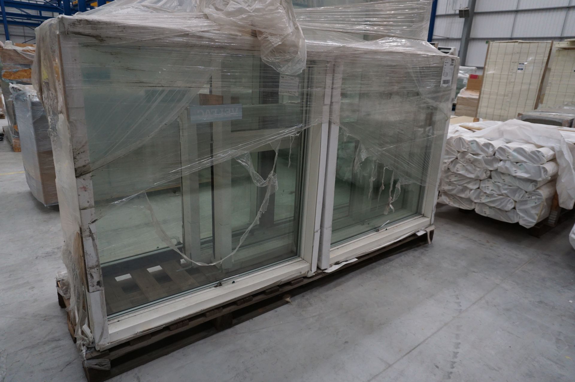 8x (no.) Velfac, DVA100 double glazed windows, V200E, colour R9010 to include 5x 1336mm x 1355mm, 1x - Image 5 of 13