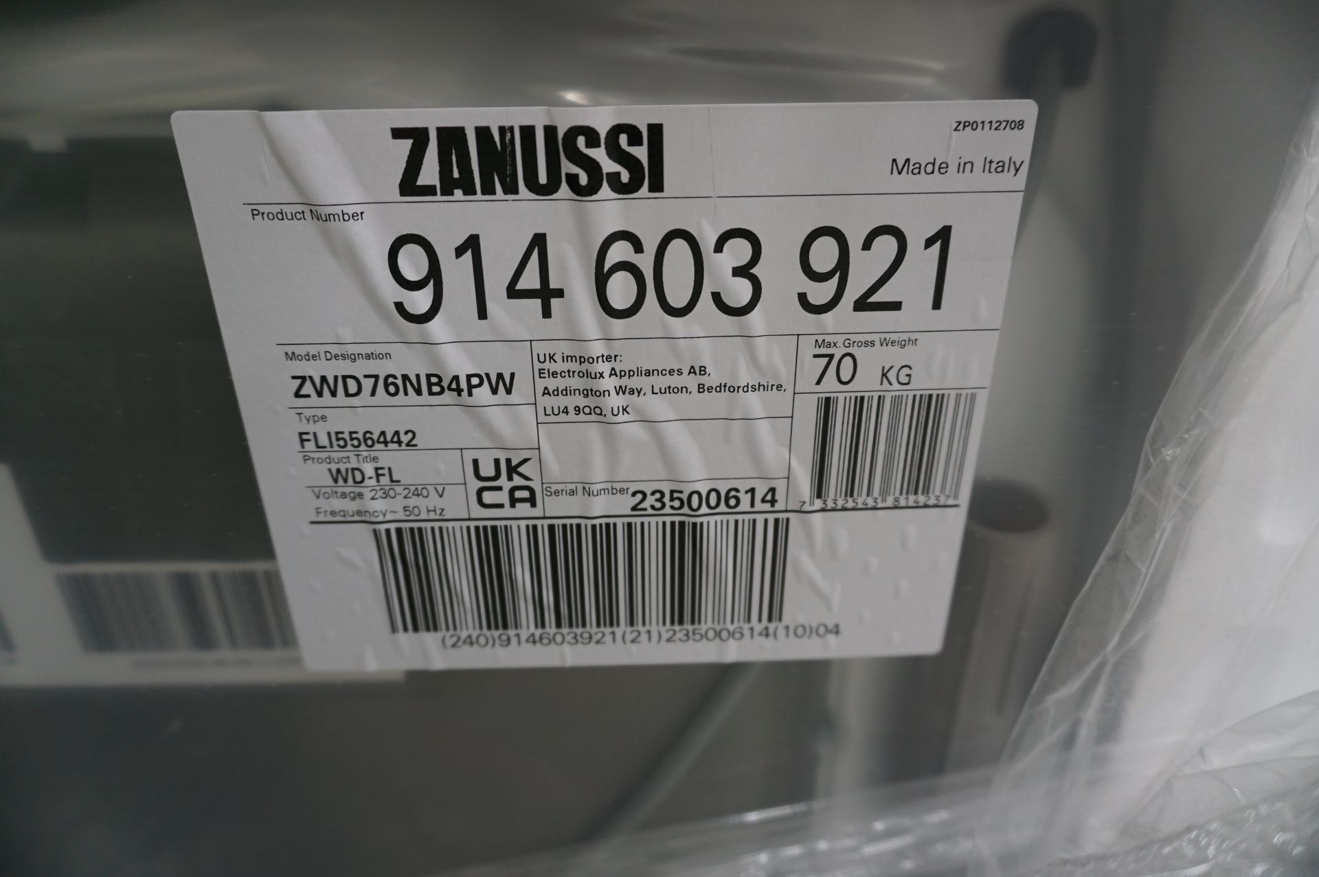 Kitchen white goods to include integrated Zanussi, ZNFN18FSF fridge/freezer, Zanussi, SWD76NB4PW - Image 8 of 10
