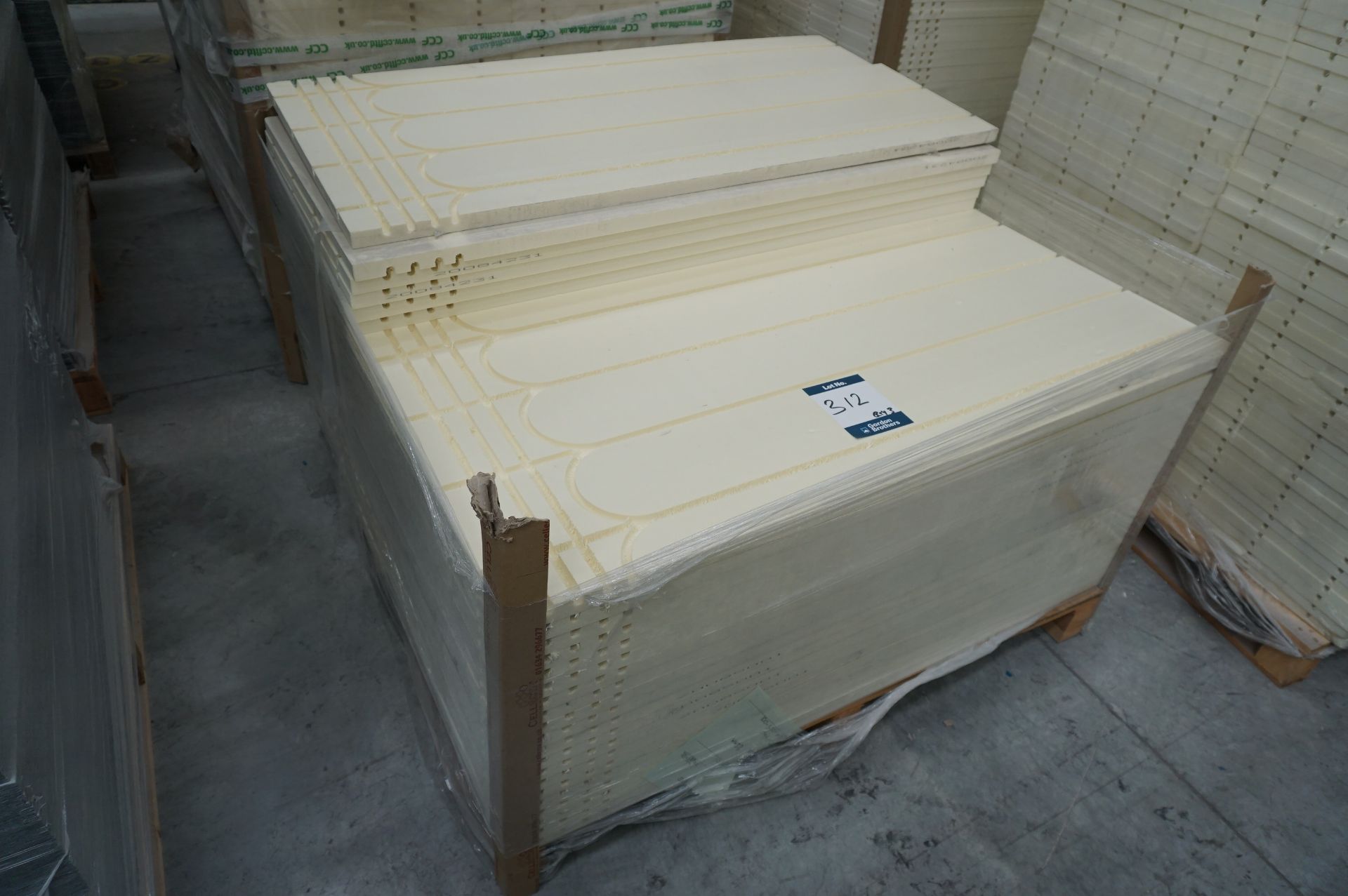 Approx. 150x (no.) Cellecta, Heatherm XLFO high compressive underfloor heating insulation sheets, - Image 3 of 6