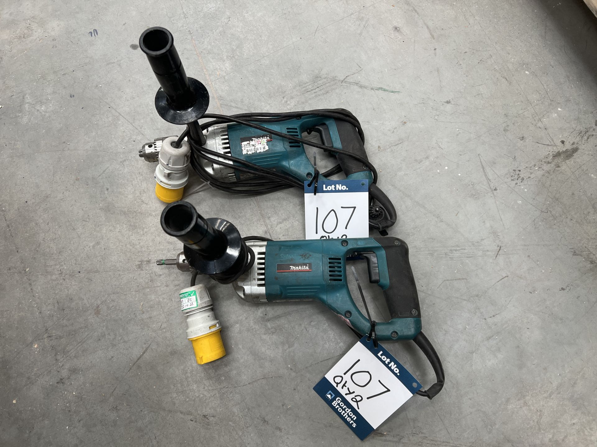 2x (no.) Makita, DA4000LR drill, 110 volts, 710 watts (DOM: 2018) (no angle attachments or handles