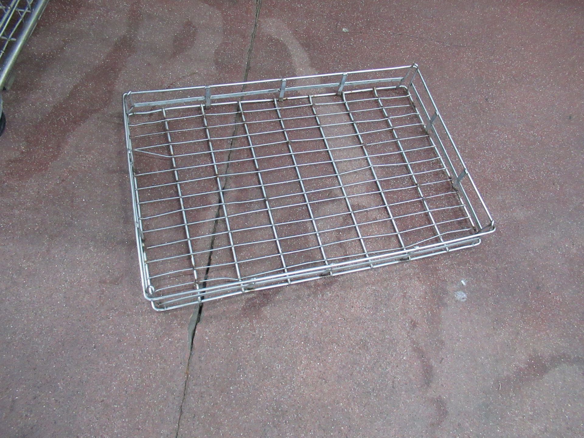 280 Stainless steel wire mesh stacking baskets, 800 x 520 x 75mm high, with 19 dollies - Image 3 of 5