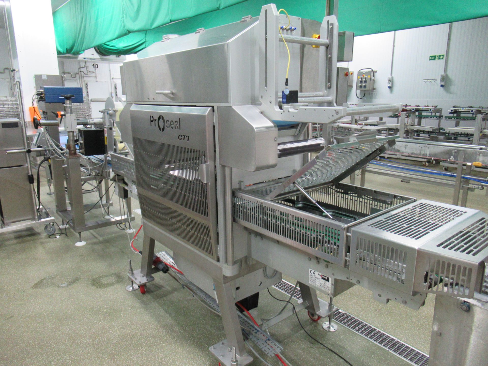 Proseal GT1 automatic inline tray sealer. Serial no: 3260 (2015) servo actuation with E1101 touch - Bild 7 aus 13