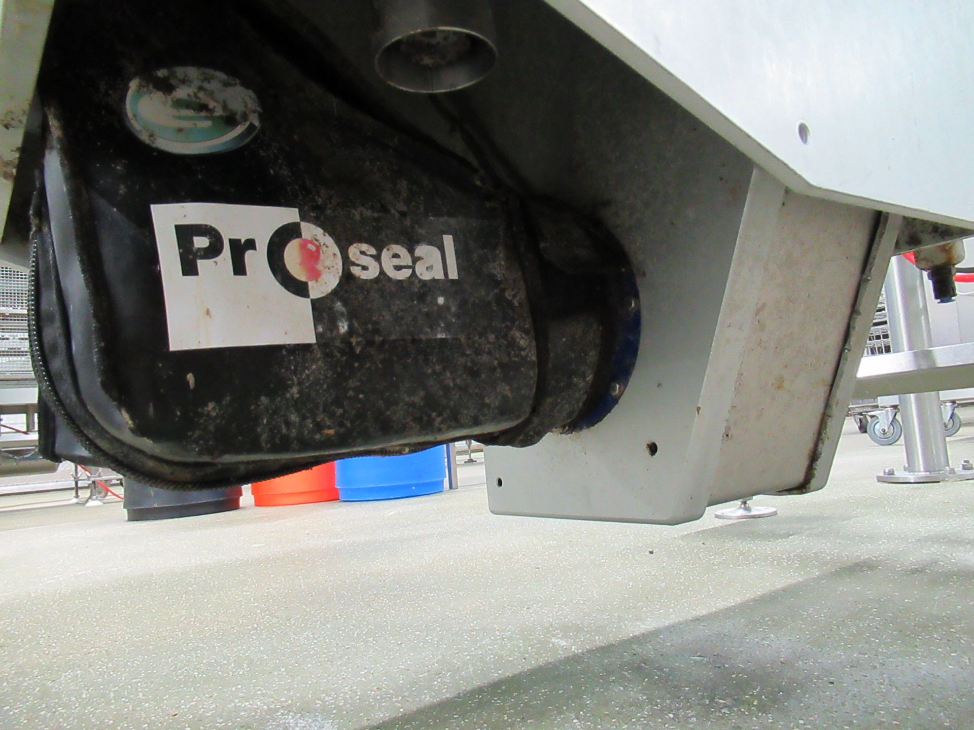 Proseal GT1 automatic inline tray sealer. Serial no: 2997 (2014) servo actuation with E1101 touch - Image 5 of 12