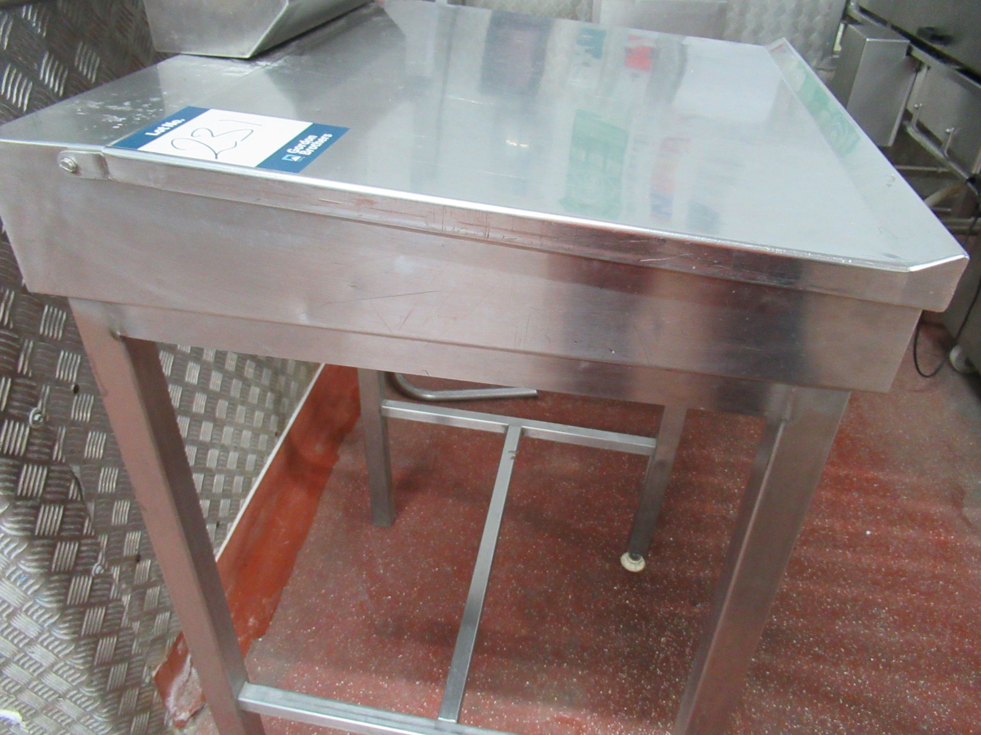 Stainless steel desk with lift up 700 x 640mm top and 1000mm height to top - Image 4 of 6