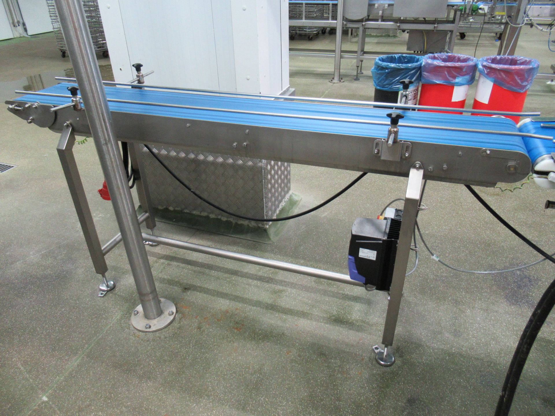 Syspal 512/PUC -1003 belt conveyor 1.9m long x 280mm wide with stainless steel frame Serial no: