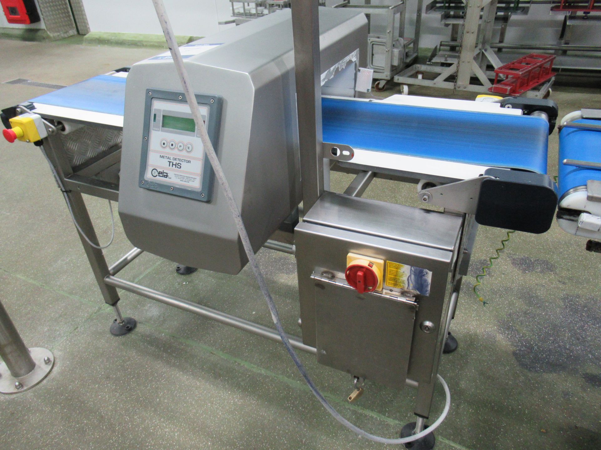 Ceia THS/M through feed metal detector. Serial no: 20300211004, 350 x 150mm aperture, mounted on 1. - Image 3 of 8