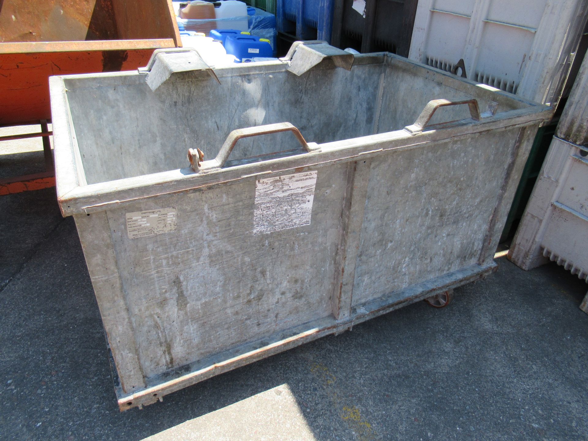 4 Galvanised mobile four wheel waste bins, 1600 x 950 x 750mm high with fold down draw bar - Image 4 of 9