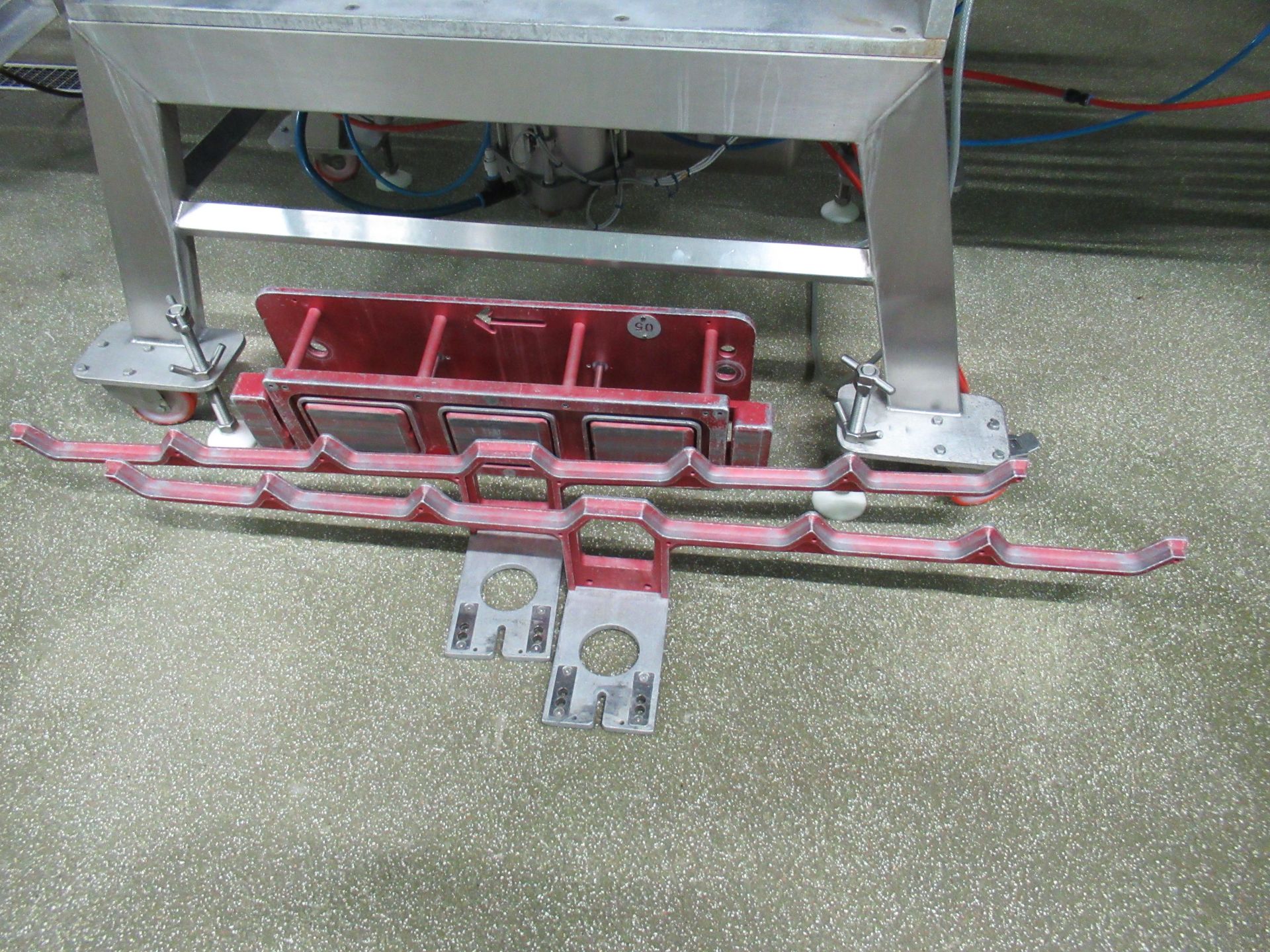 Proseal Fastpack F45 automatic inline tray sealer. Serial no: 1197 (2014) pneumatic and servo - Image 12 of 14