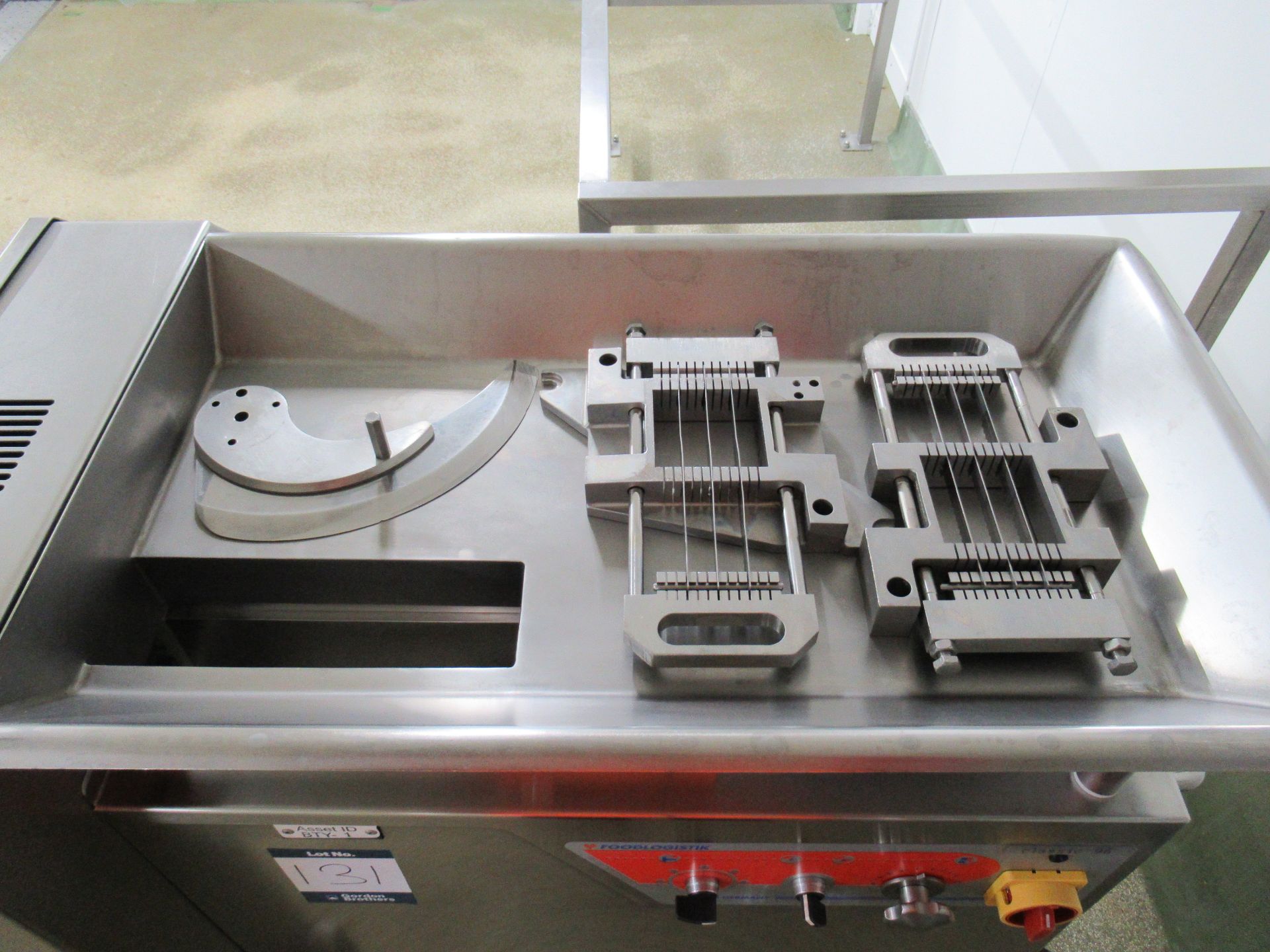 Food Logistik DICR Classic 96 stainless steel meat dicer, Serial no: 2142395 (2014), 90 x 90 x 325mm - Image 4 of 11