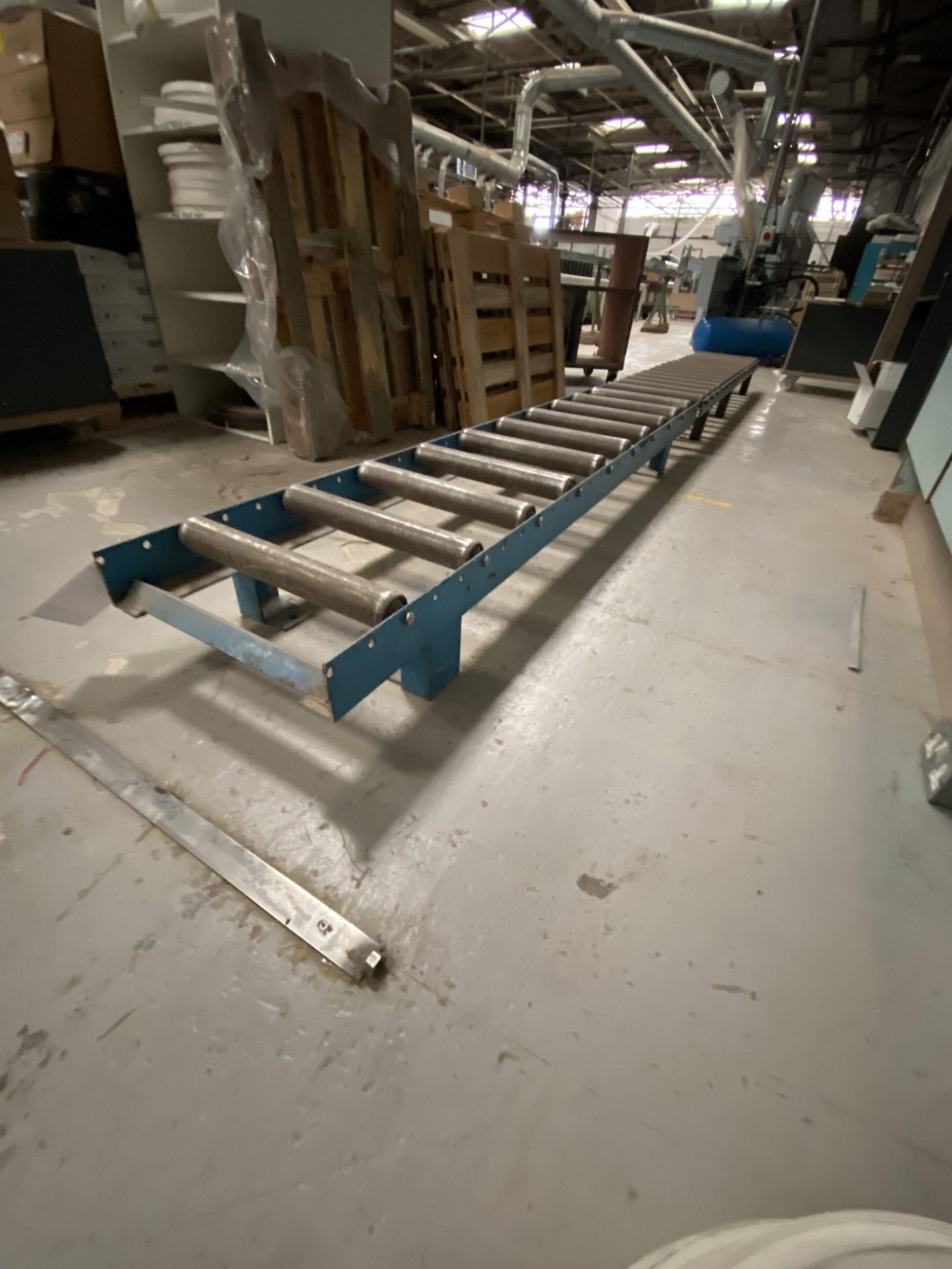 2 Section gravity roller conveyoring, total width 490mm, total length 4800mm, height 240mm - Image 3 of 3