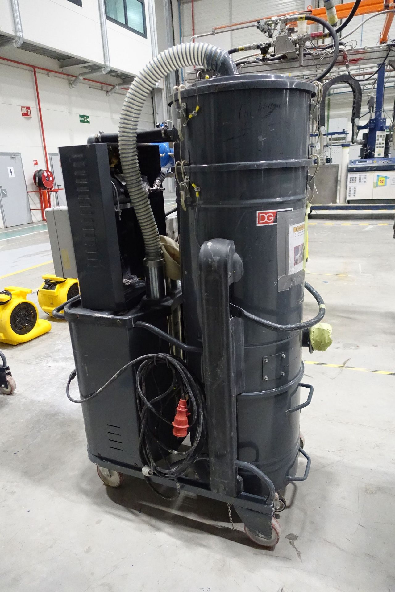 DELFIN DG70EXPPN Industrial Vaccum Cleaner(2016), Ser # 160878225, Asset # 2000029 - Image 4 of 12