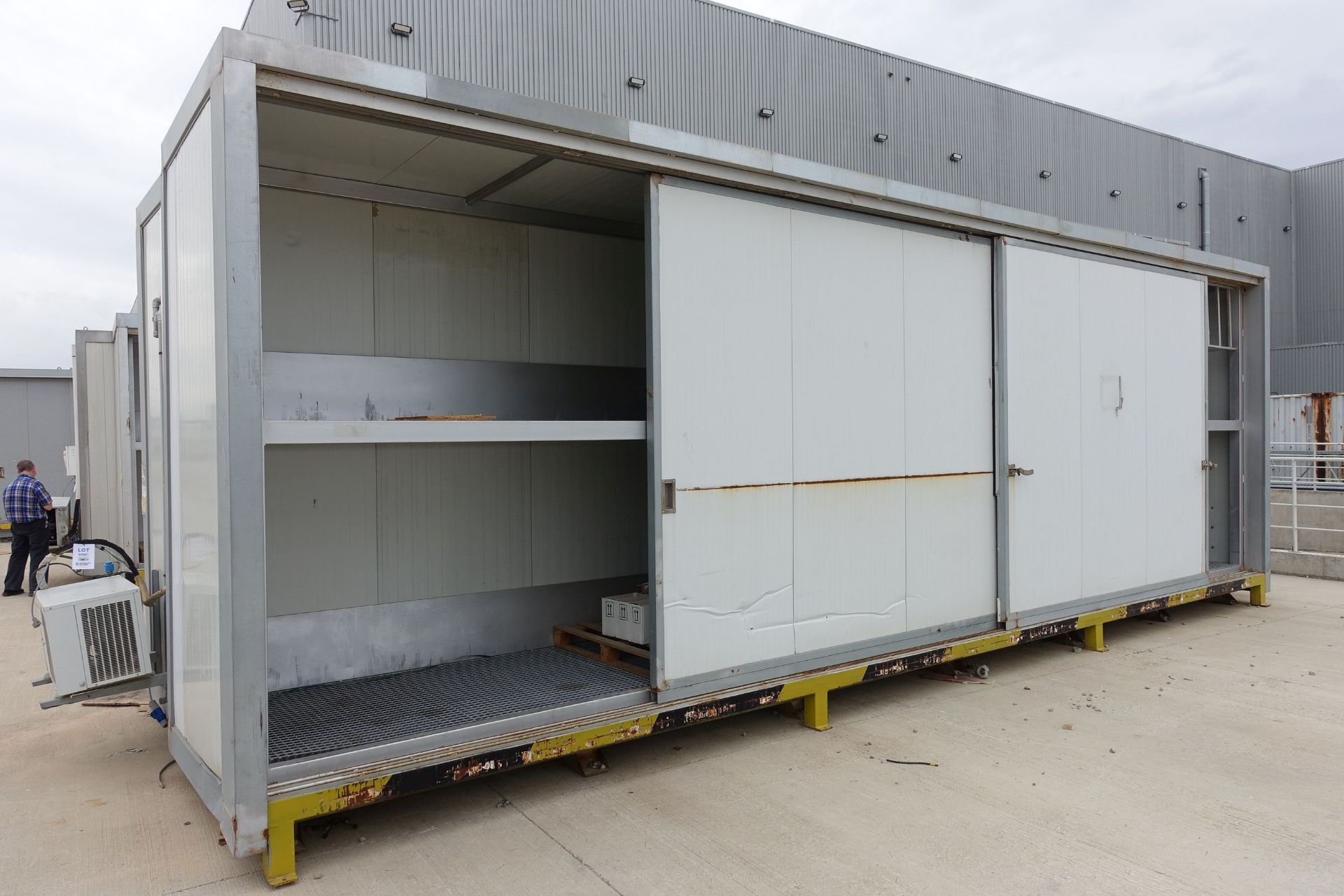 Intracon Chilled Container, 9m Long x 1.5m Deep x 3m High (aproximaely) with MDH-NF-2034A Chiller (