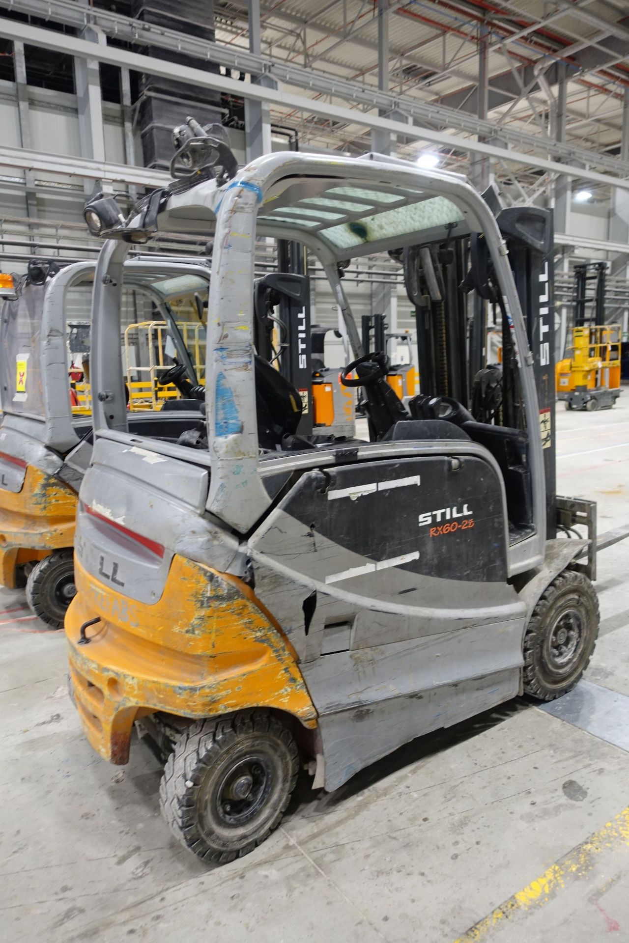 STILL RX60-25 Electric Forklift Truck, 2,500kg Capacity with Sideshift, Ser # 516345V00342 (2019) - Image 4 of 45