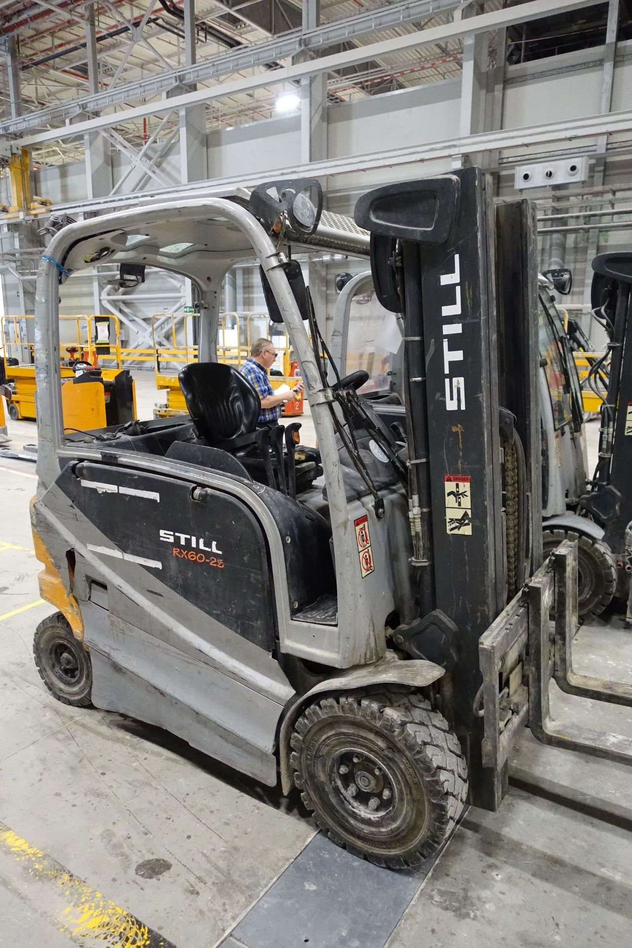 STILL RX60-25 Electric Forklift Truck, 2,500kg Capacity with Sideshift, Ser # 516345V00342 (2019) - Image 2 of 45