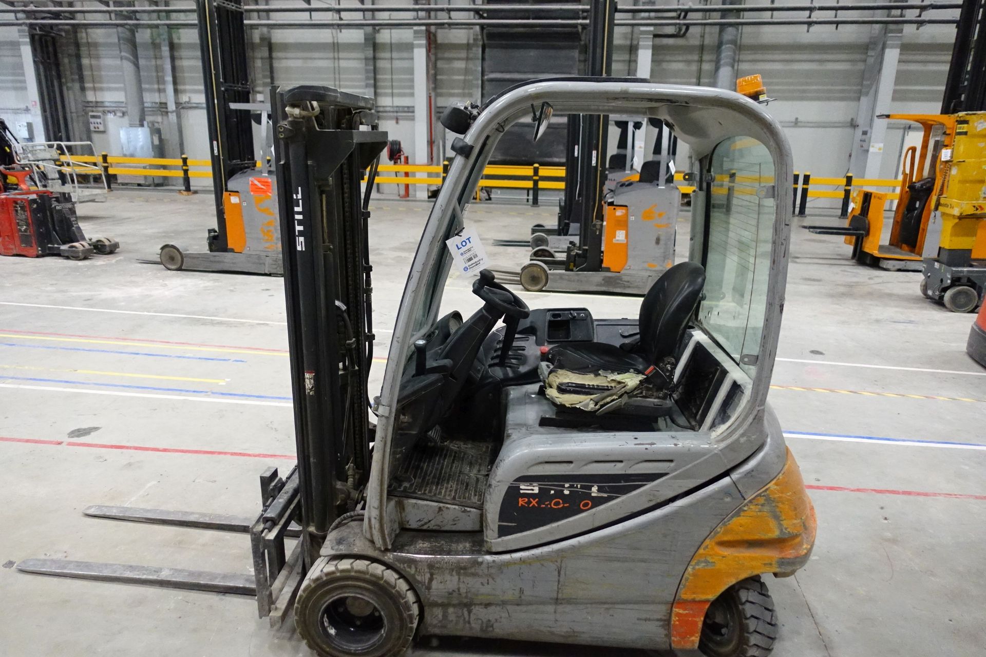 STILL RX20-20P Electric Forklift Truck, 2,000kg Capacity with Sideshift, Ser # 516216H00380 (2017) - Image 17 of 44
