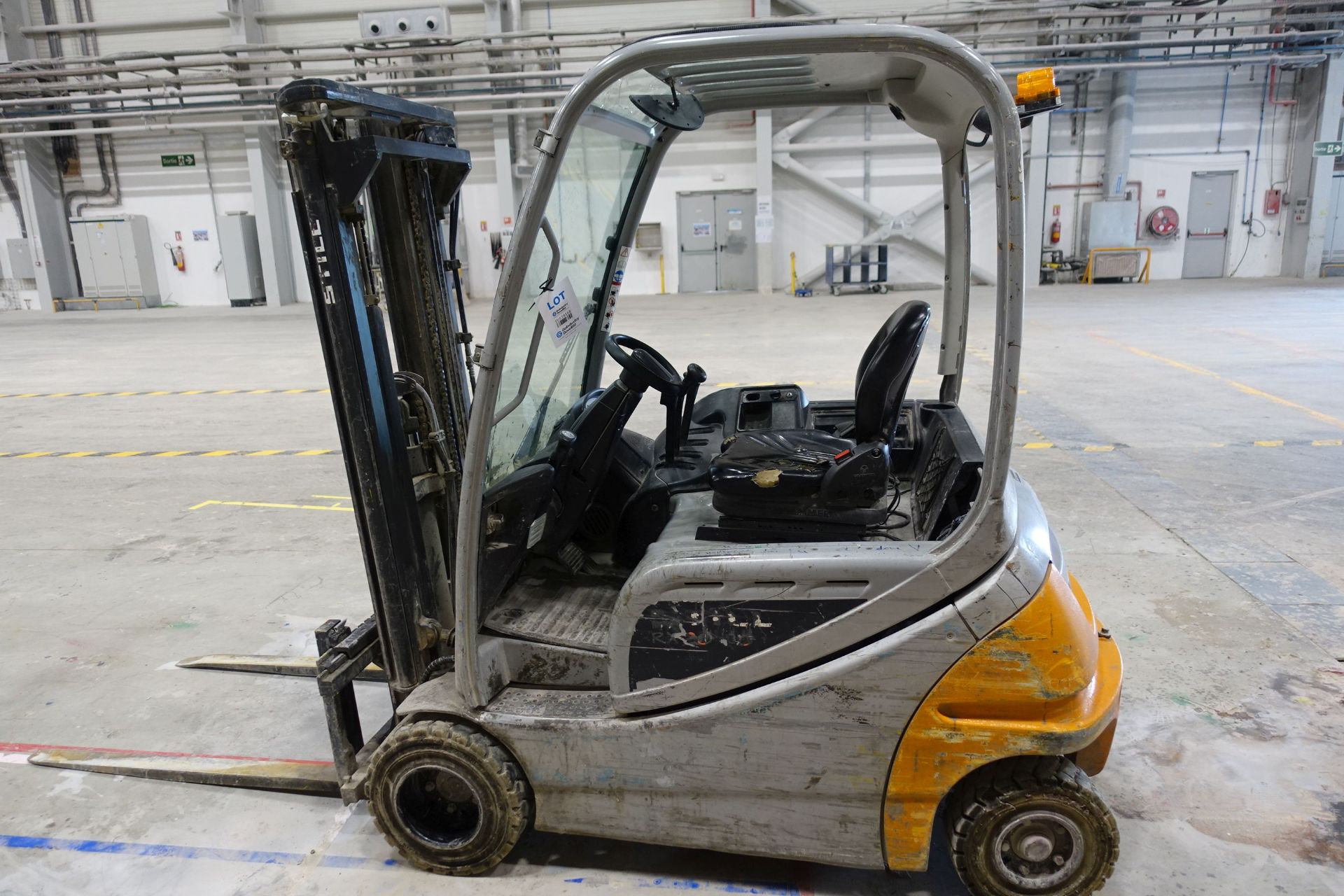 STILL RX20-20P Electric Forklift Truck, 2,000kg Capacity with Sideshift, Ser # 516216H00371 (2017) - Image 2 of 42