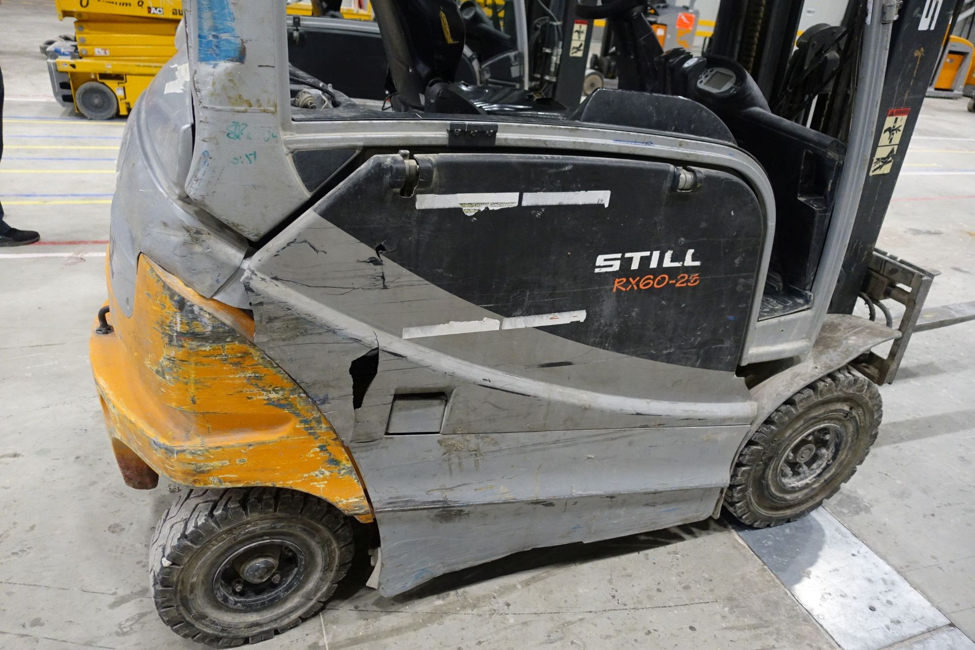 STILL RX60-25 Electric Forklift Truck, 2,500kg Capacity with Sideshift, Ser # 516345V00342 (2019) - Image 6 of 45