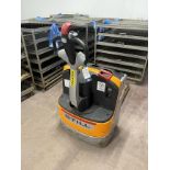 Still, EXU18 electrical pedestrian electrical pallet truck and charger