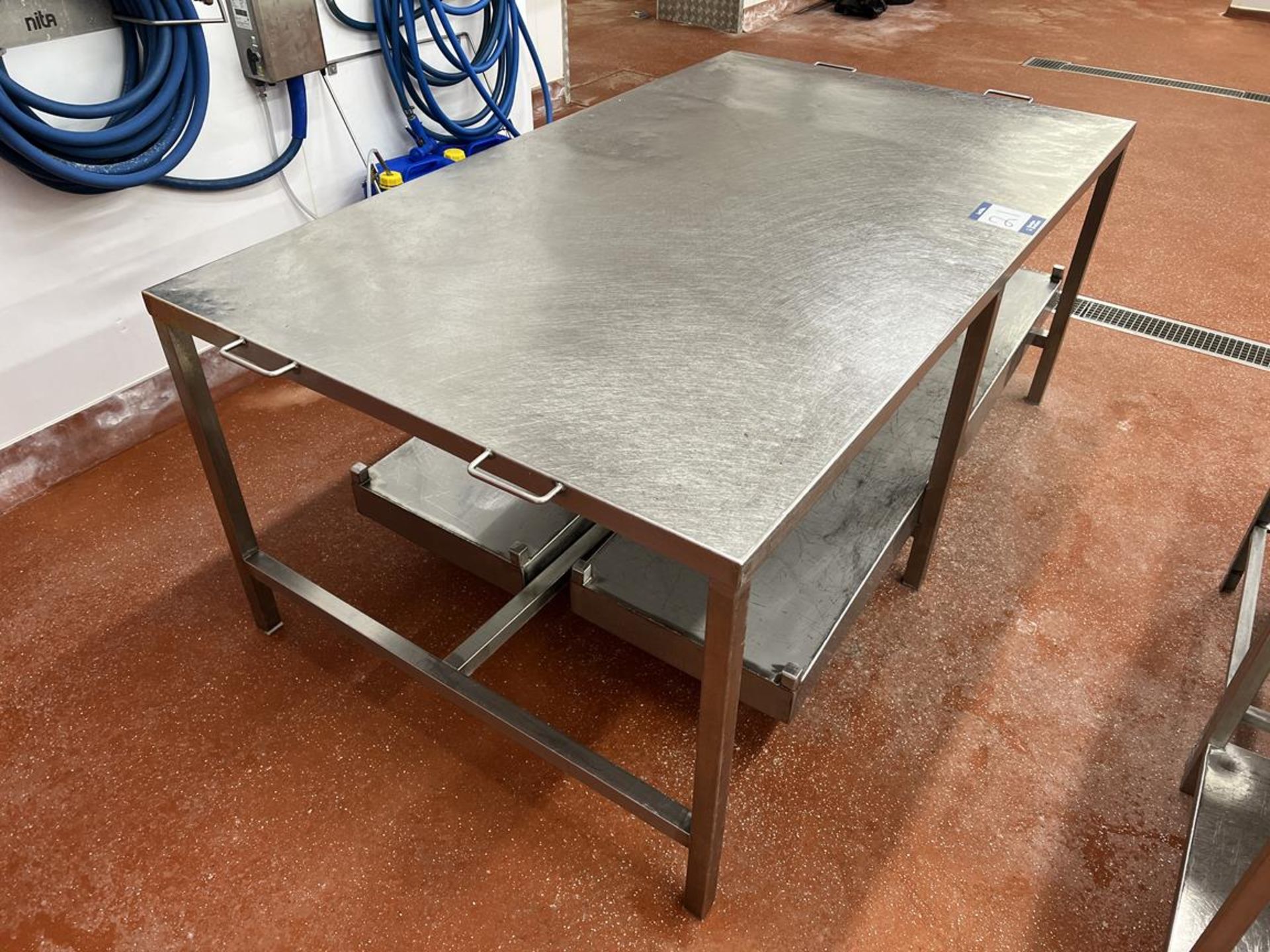 Stainless steel preparation table, 2m x 1.18m together with 2x (no.) stainless steel troughs, each - Image 3 of 5