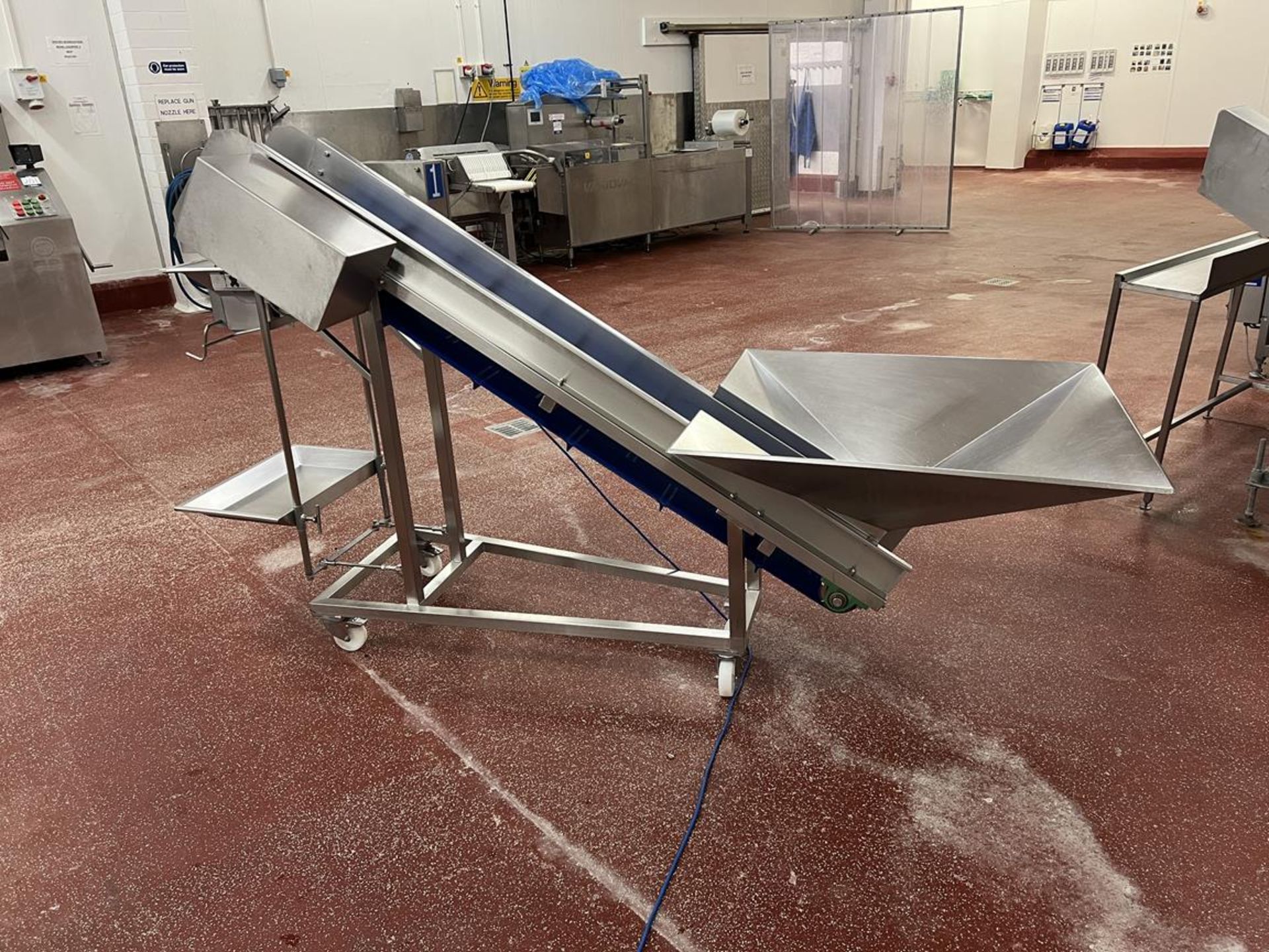 Jay Craft Food Machinery, slat bed elevated conveyor with speed controller, hopper 1000 x 1000, - Image 3 of 6