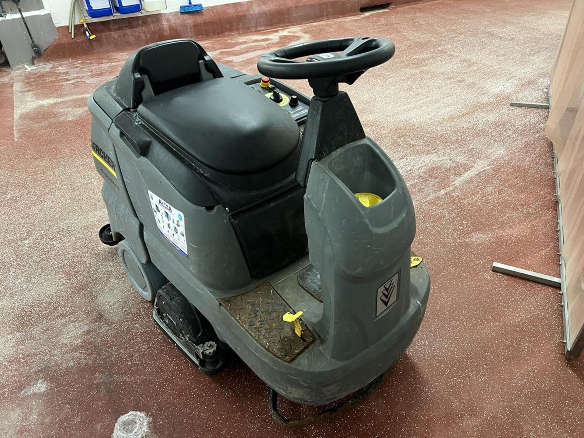 Karcher Professional R45 ride on floor scrubber - Image 3 of 4