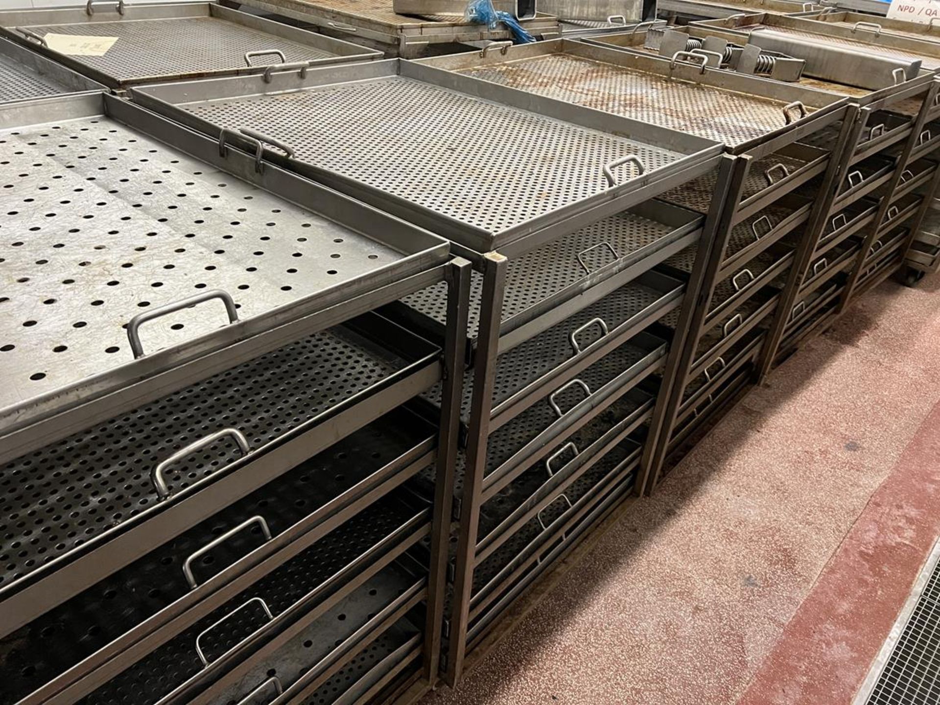 25x (no.) Six-tier stainless steel product racks on wheels, size of removable trays 1030mm (L) x - Image 6 of 10