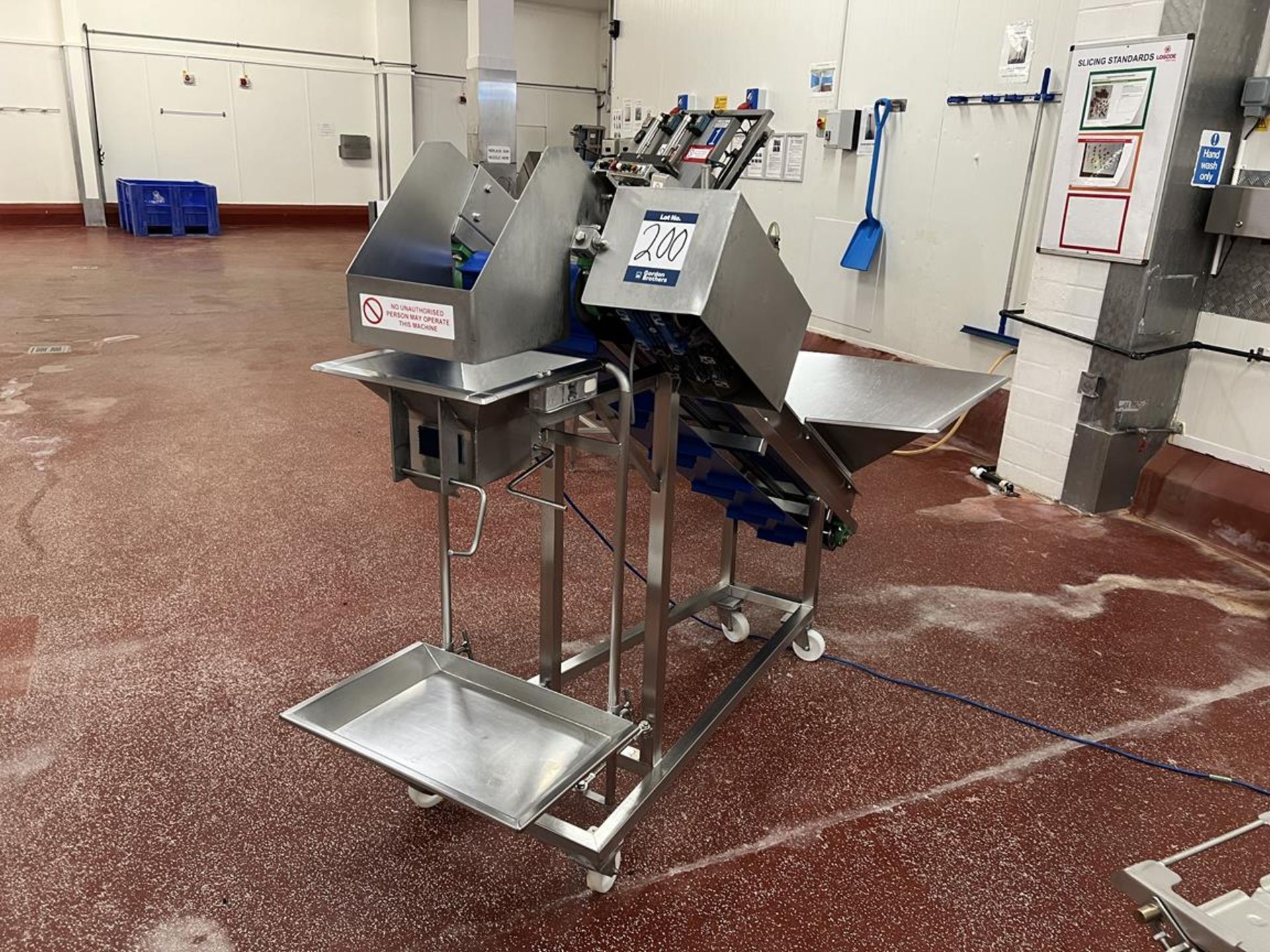 Jay Craft Food Machinery, slat bed elevated conveyor with speed controller, hopper 1000 x 1000, - Image 2 of 6