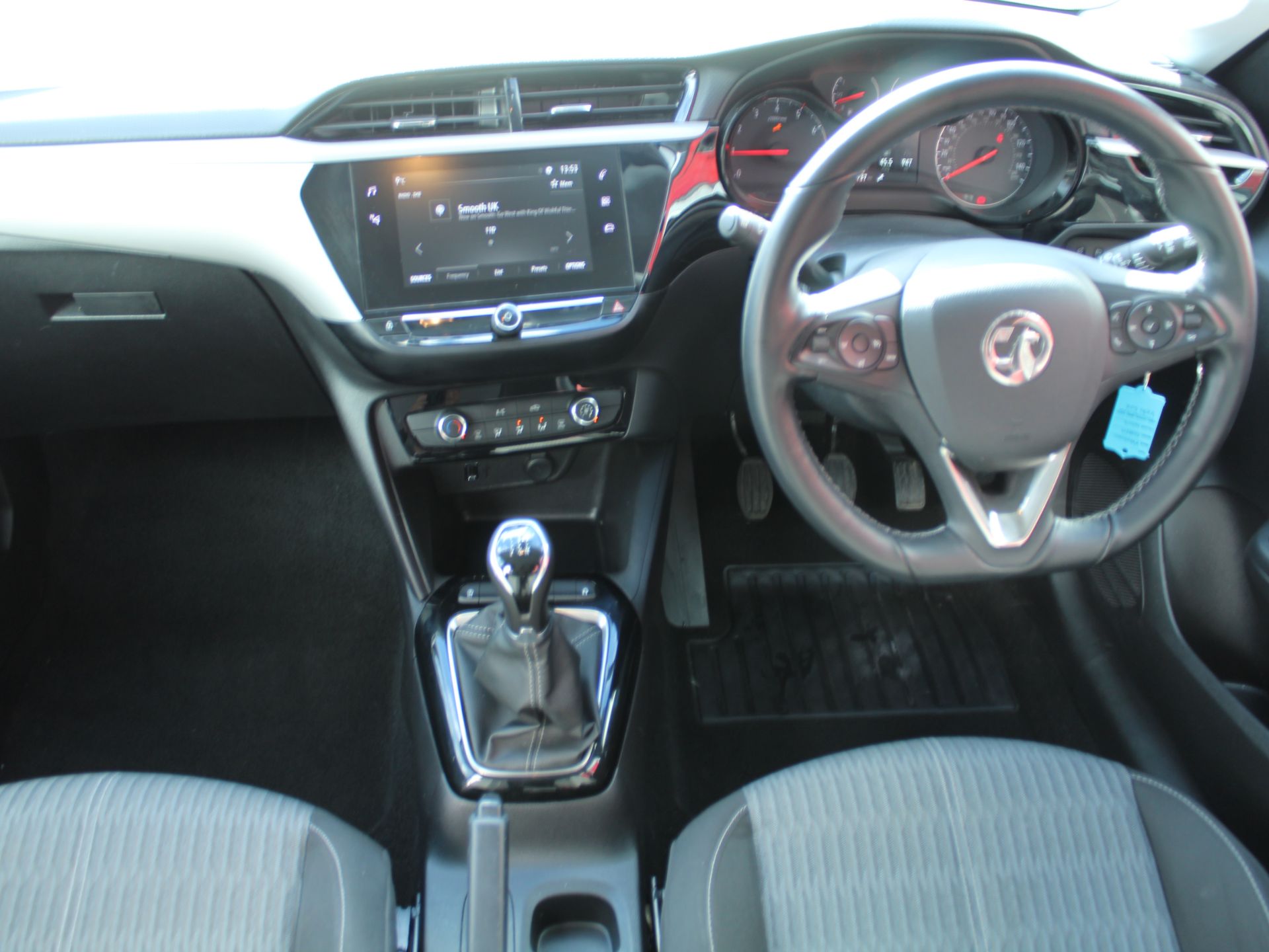 Vauxhall Corsa 1.2 (75ps) SE Edition 5dr, Registration: VE70GDZ, Date First Registered: 11/12/ - Image 6 of 7