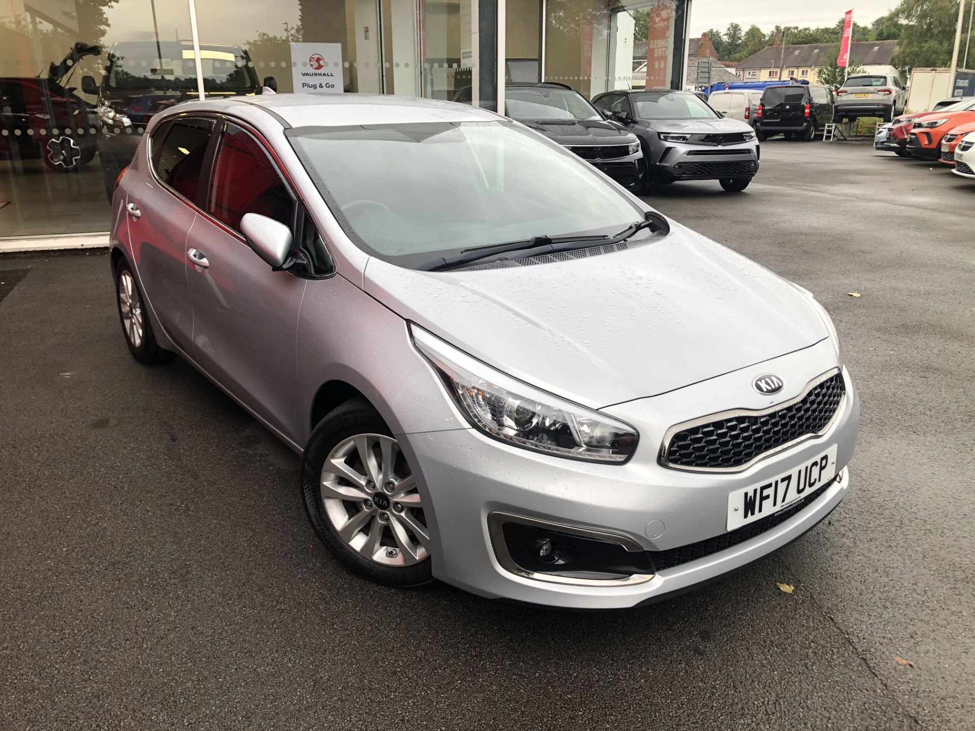 Kia Ceed 1.6 CRDi ISG 2 5dr, Registration: WF17UCP, Date First Registered: 30/08/2017, Odometer - Image 2 of 7