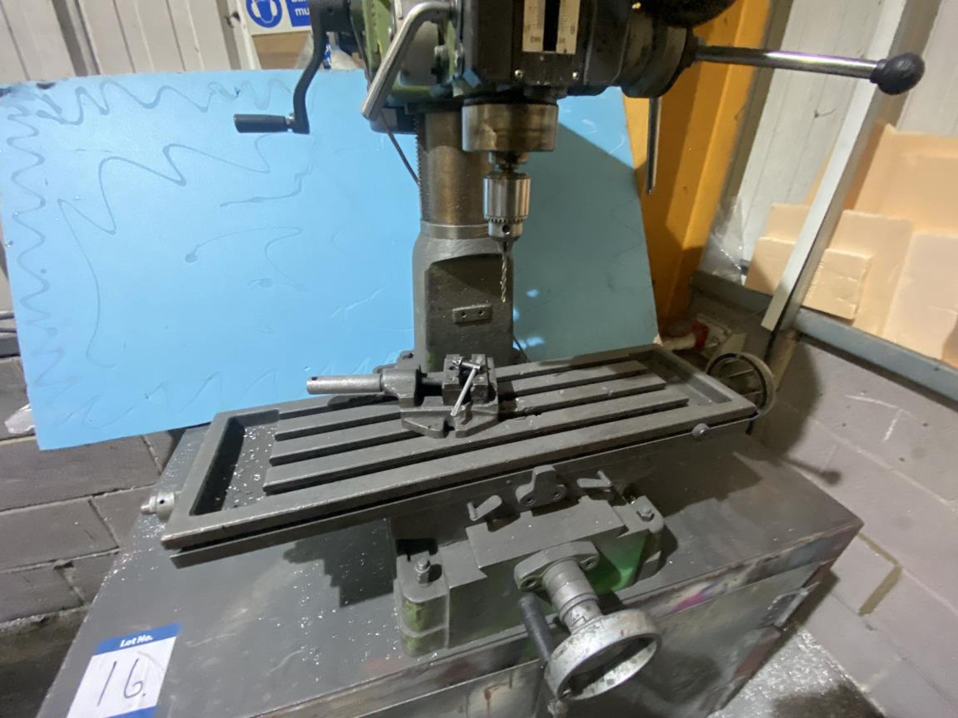 Kong bench top milling machine model RF30 mounted to steel workbench, serial No 982550 with 4" - Image 4 of 5