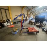 GDR Unic Glass Boy Floor Crane